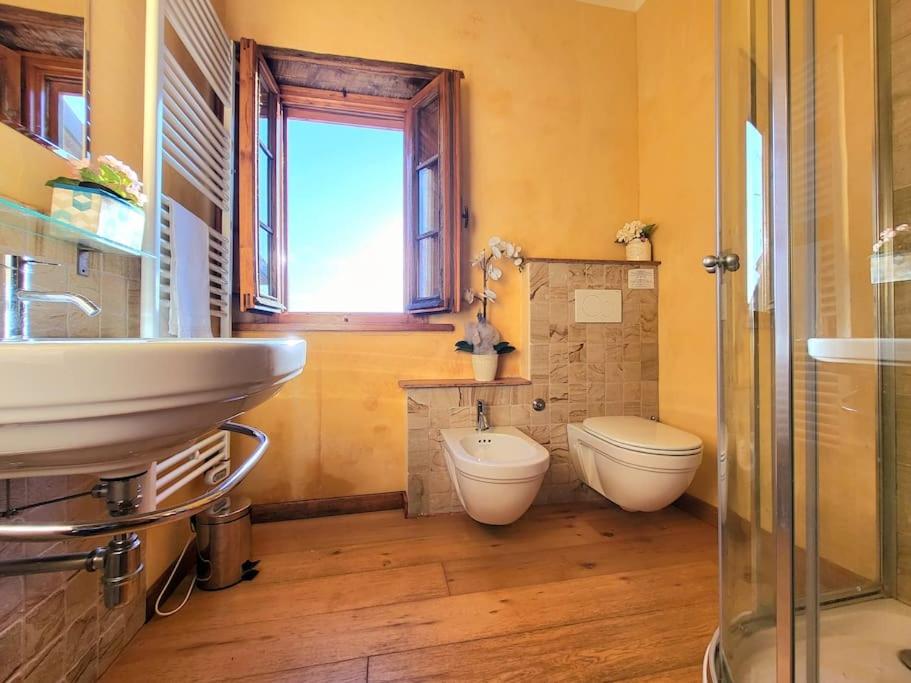 Two-Bedroom House photo 3