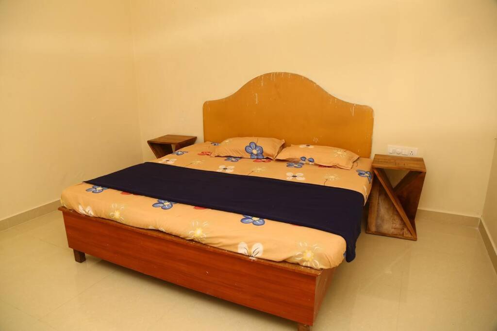 Villa photo 1
