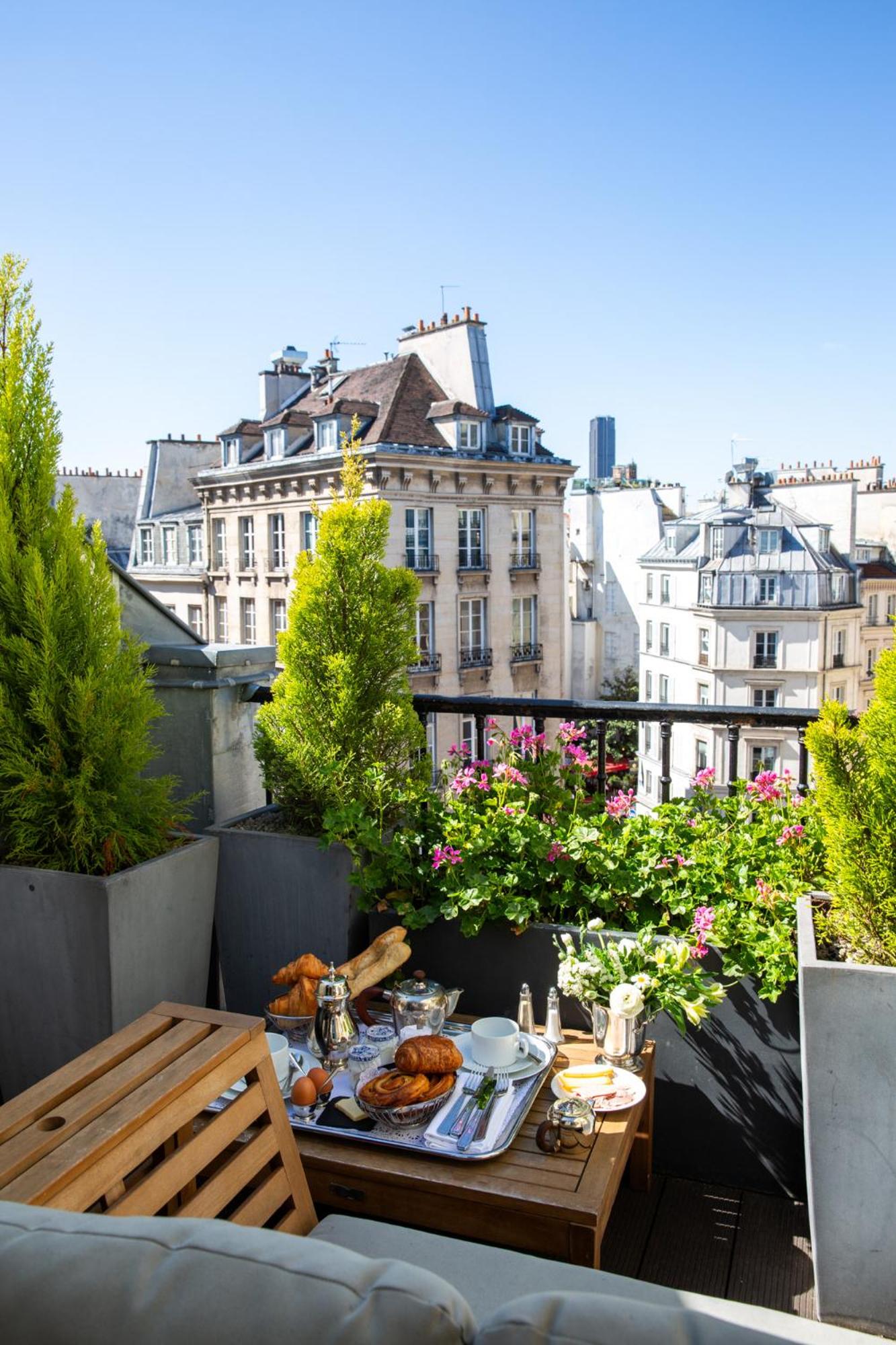 Suite with Terrace photo 2