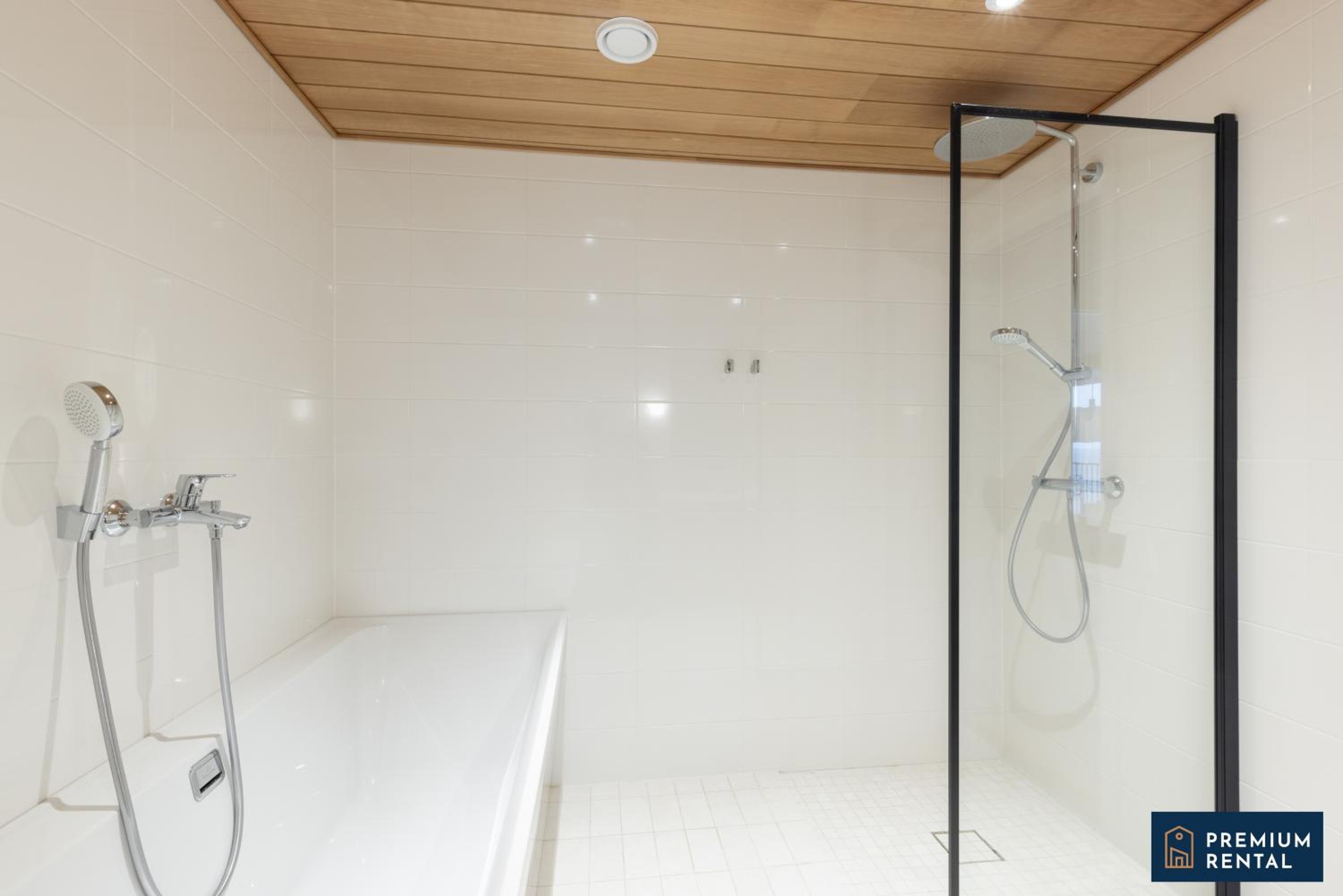 Two-Bedroom Apartment with Sea View photo 3