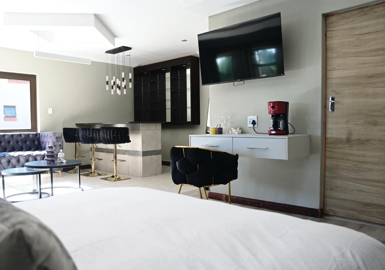 Executive Suite photo 1