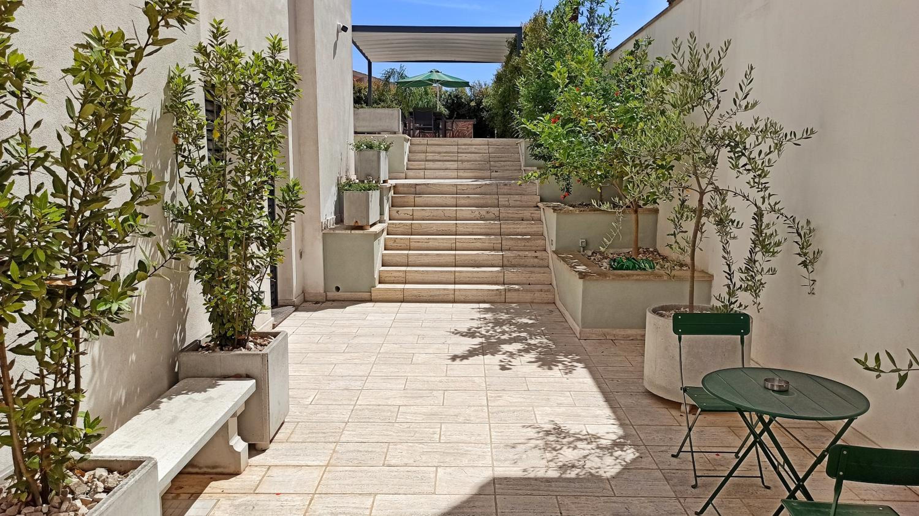 Two-Bedroom Apartment with Private Pool photo 2