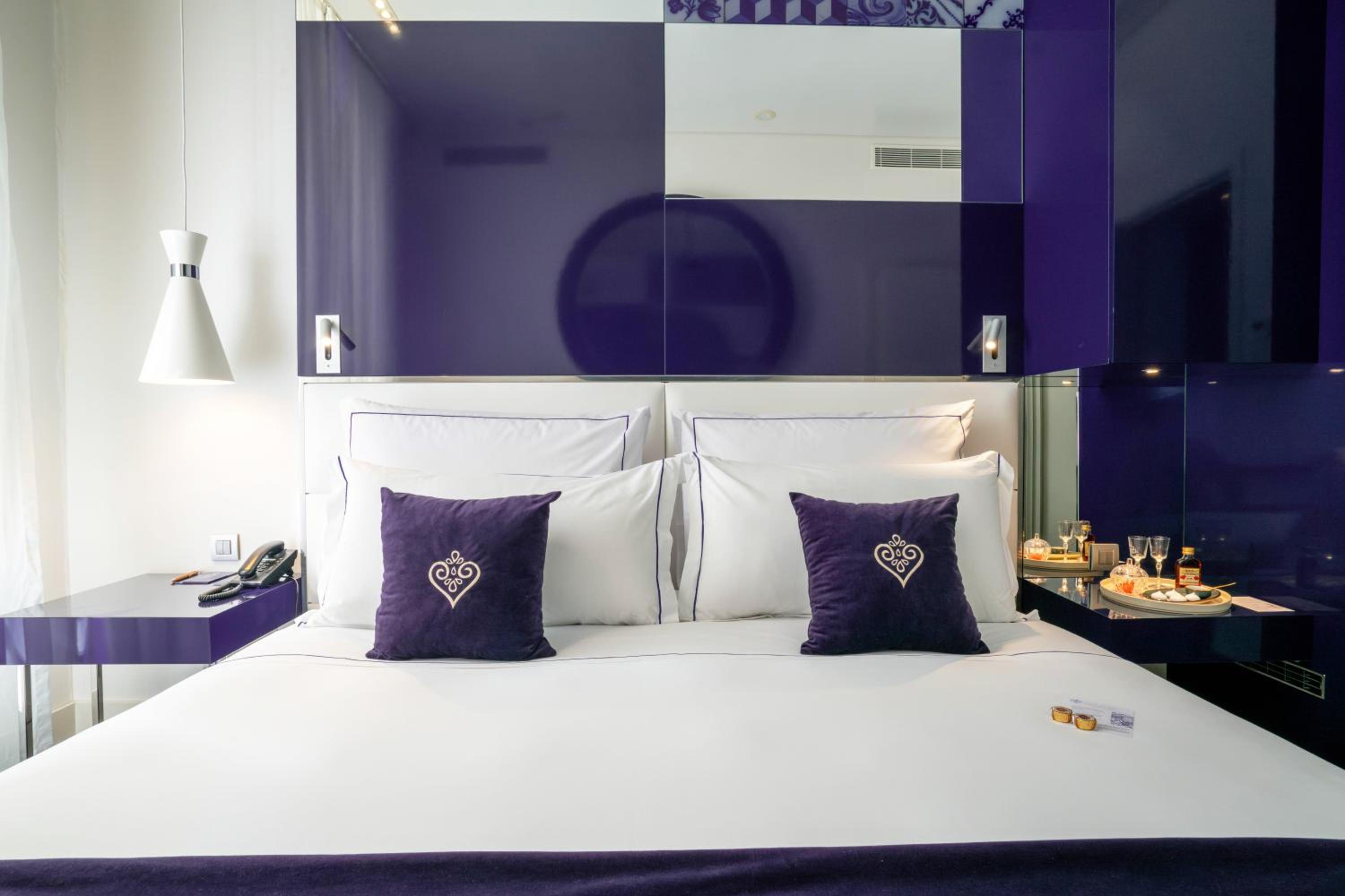 Available room