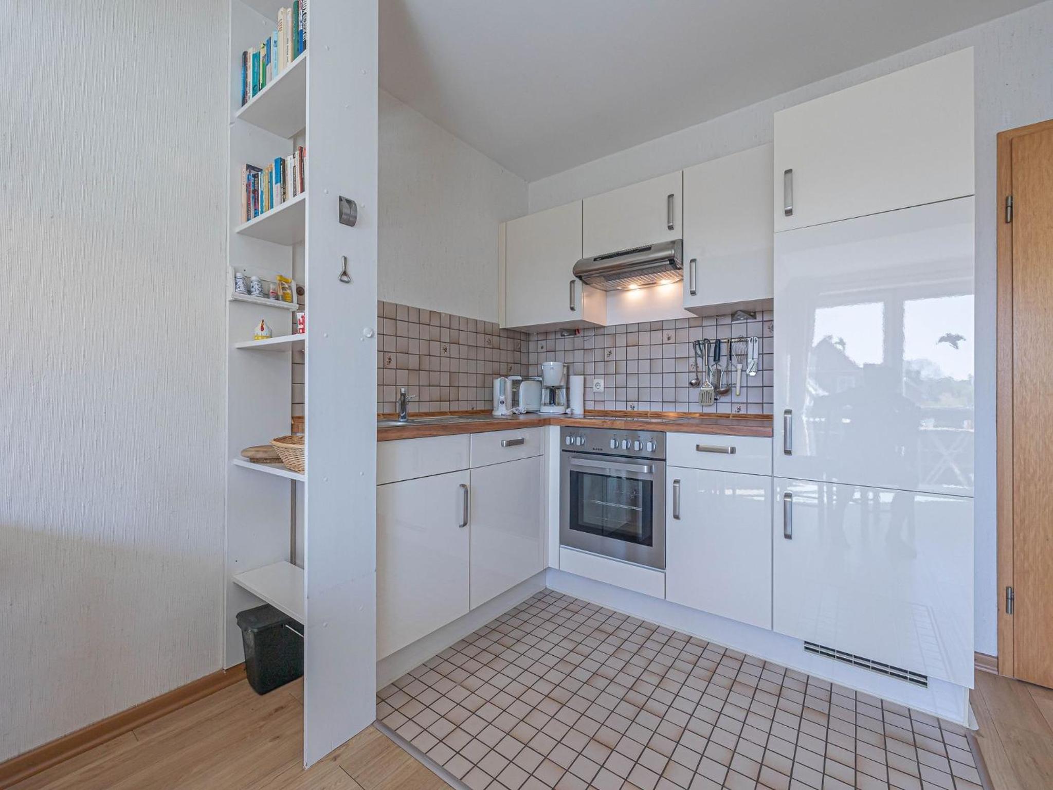 Two-Bedroom Apartment with Balcony photo 3