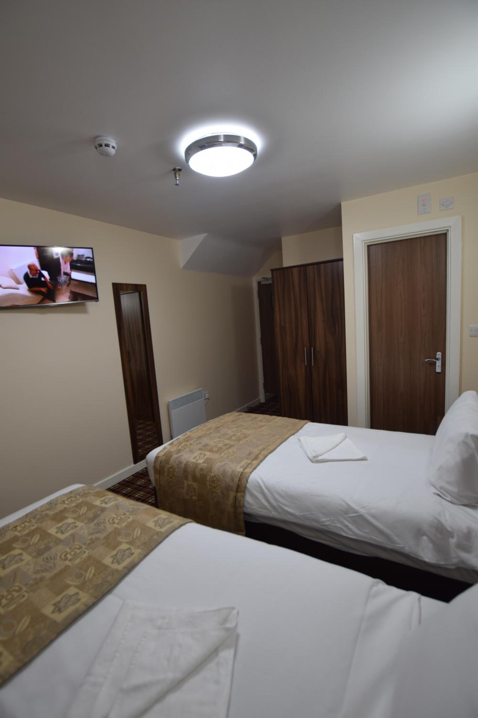 Triple Room photo 2