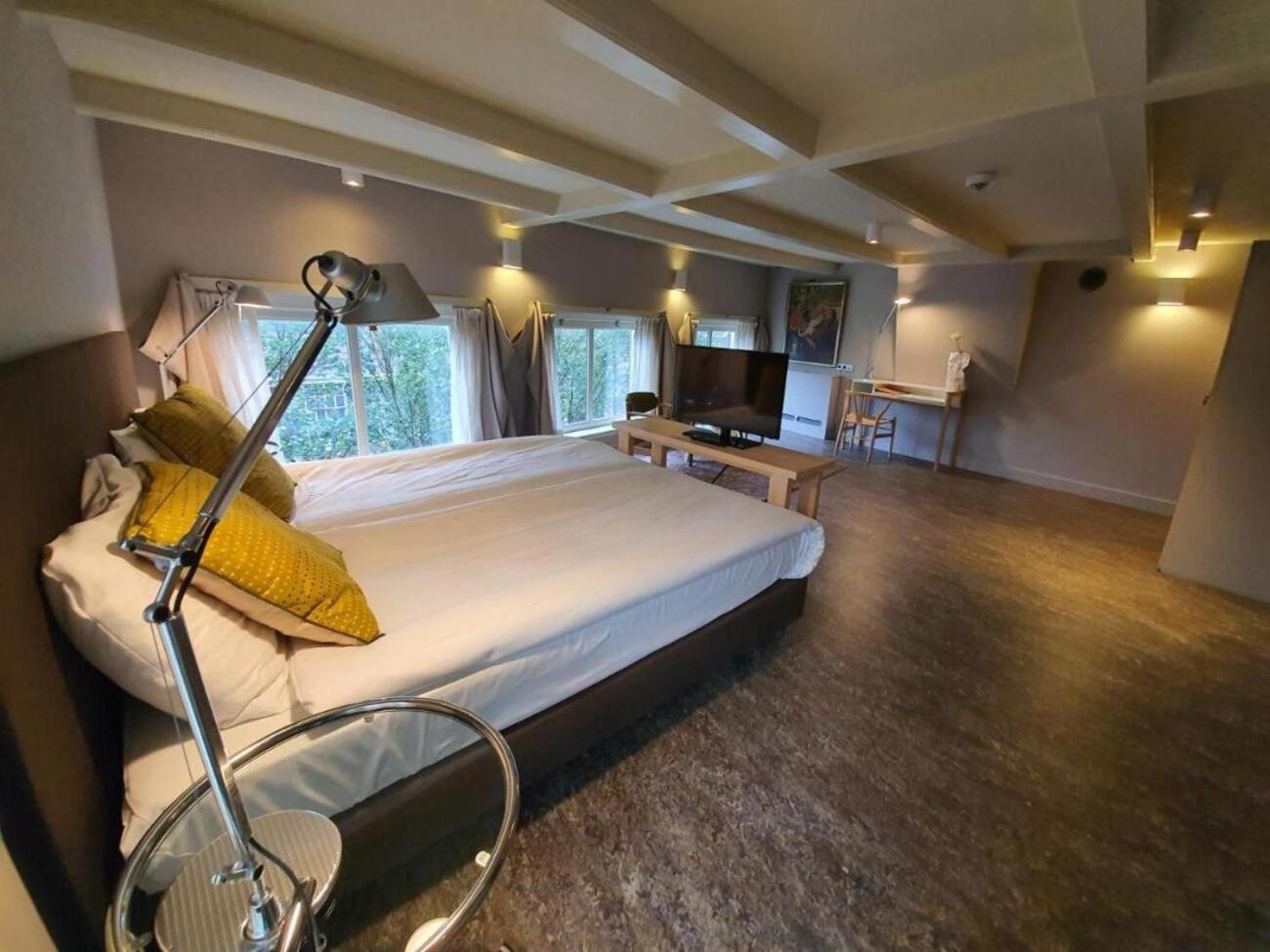 Deluxe Double Room photo 2