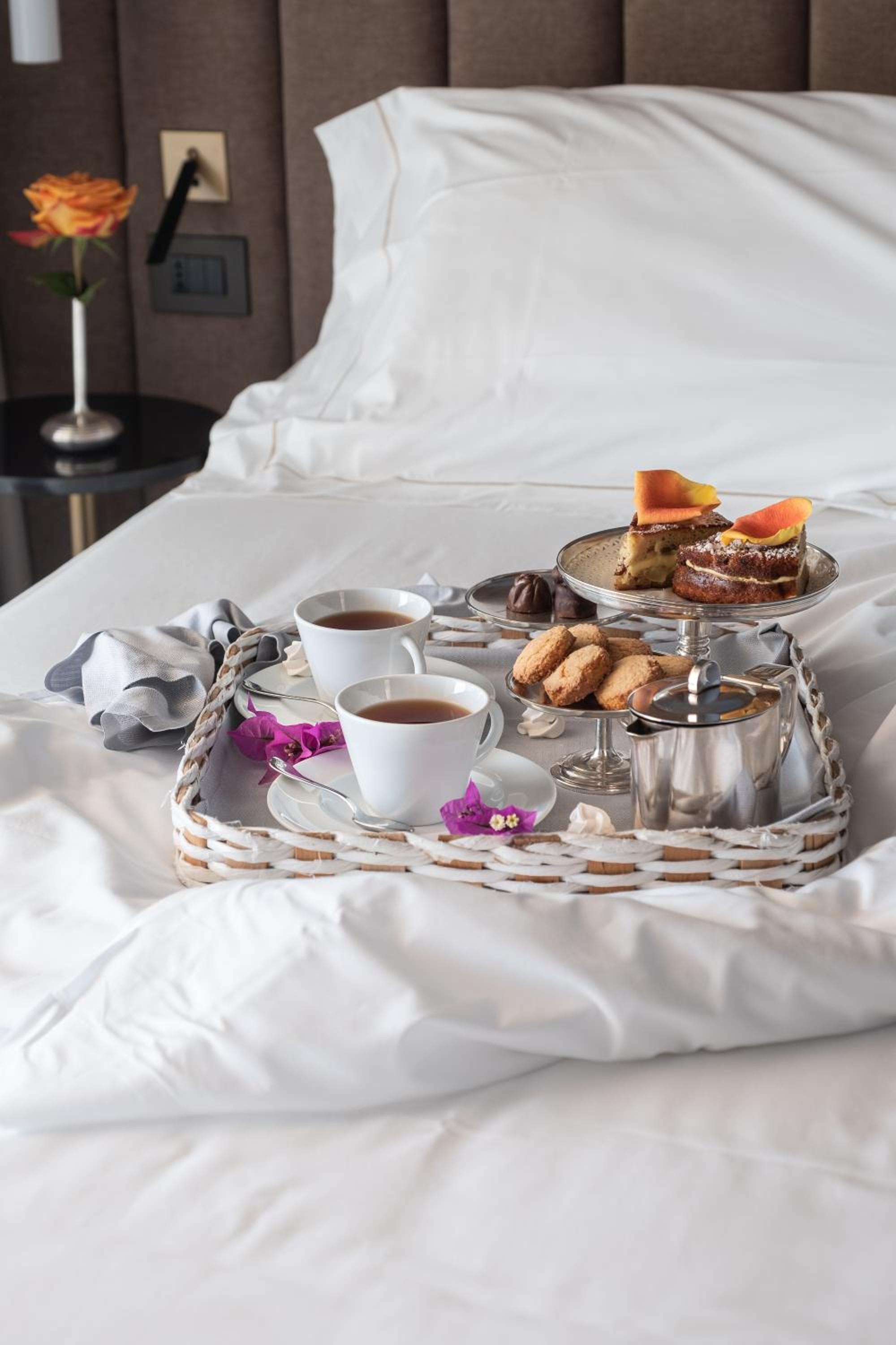 Suite with Sea View - Photo 4