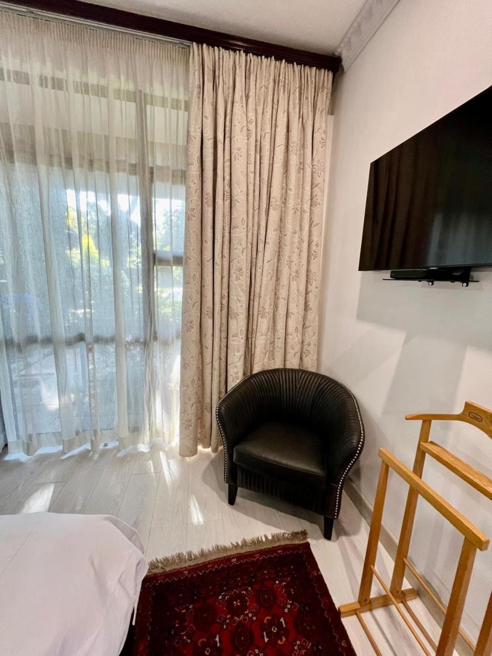 Junior Suite - Photo 13