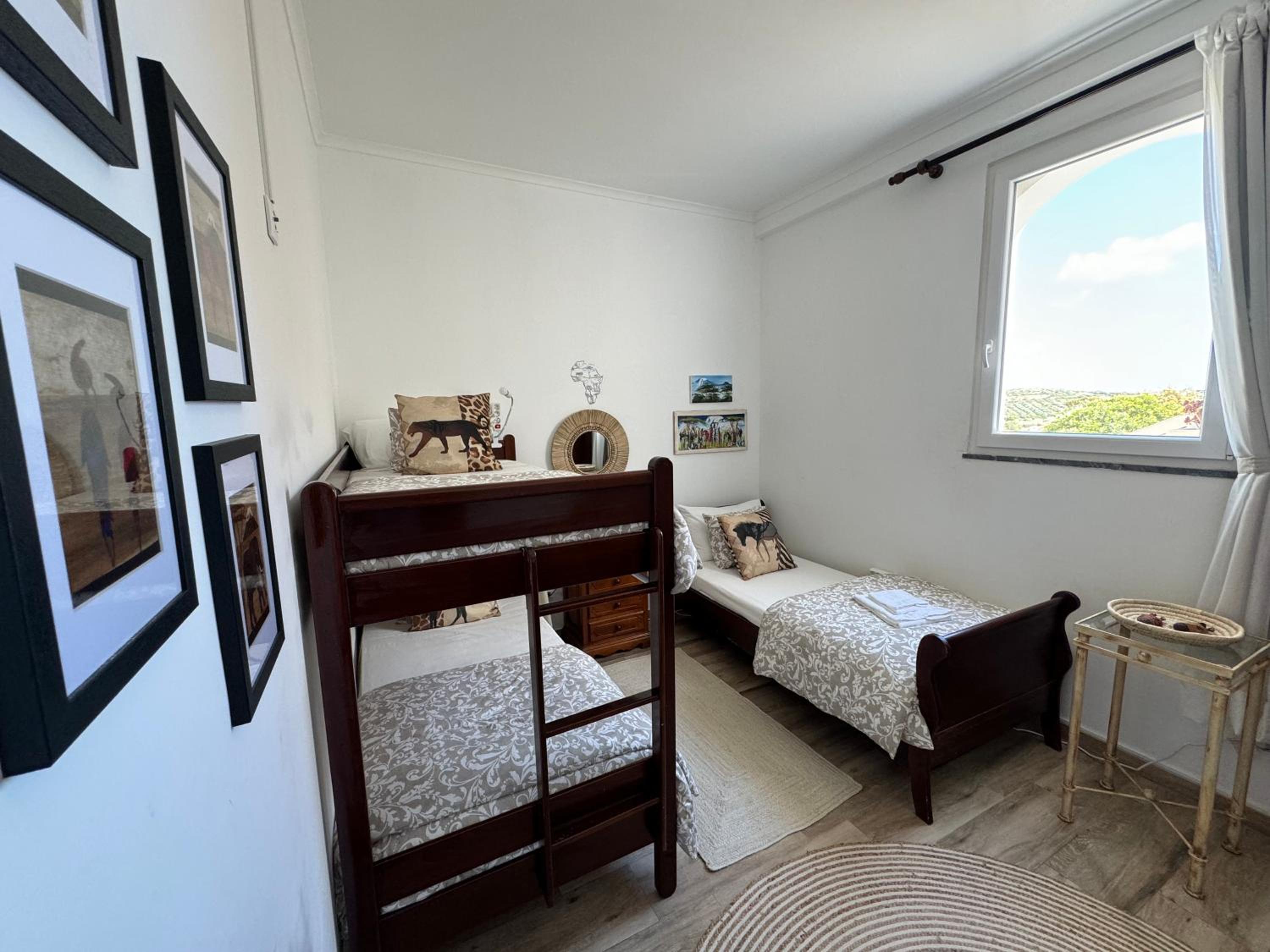 Triple Room With Shared Bathroom photo 3
