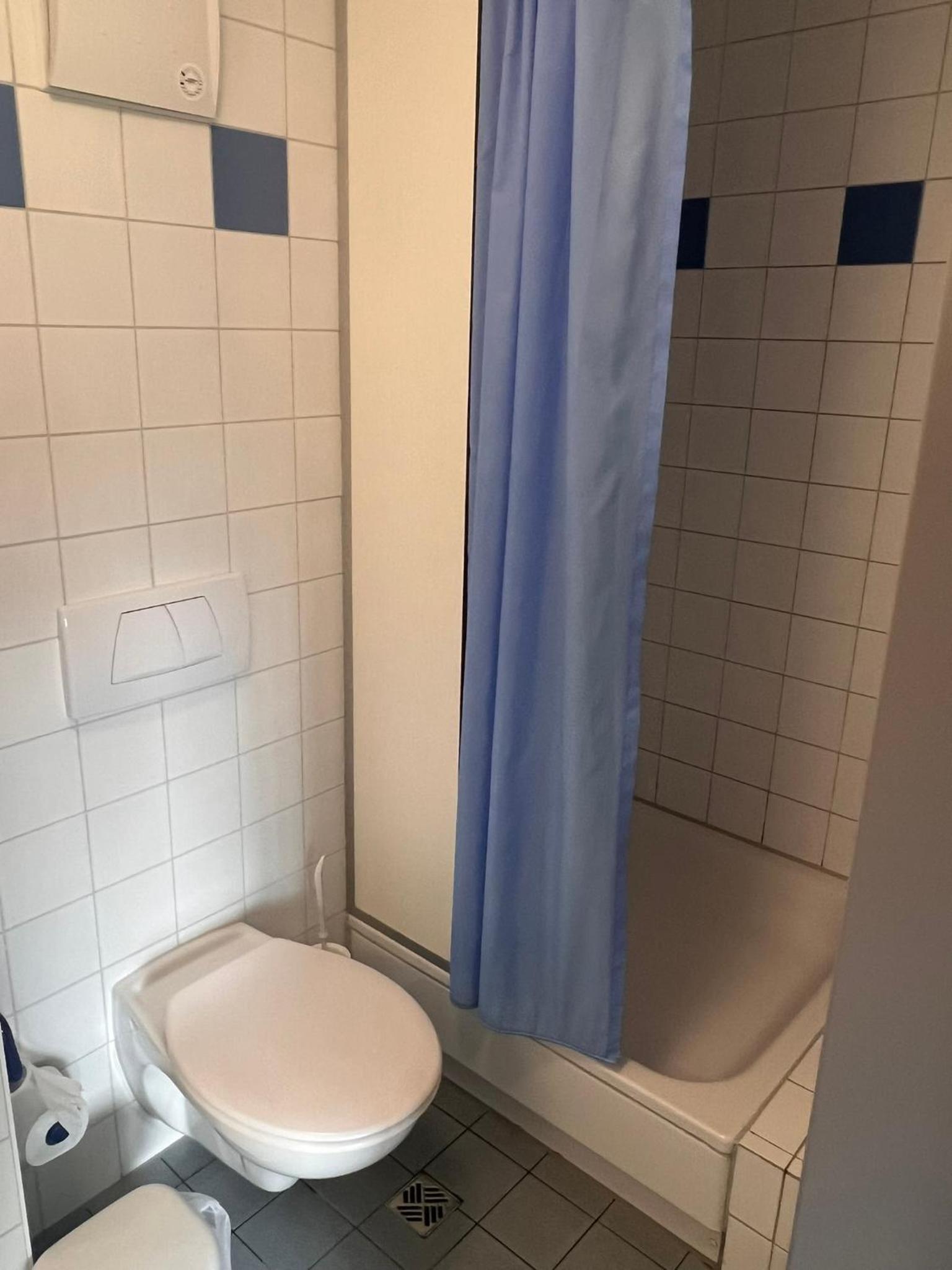 Double or Twin Room with Bathroom