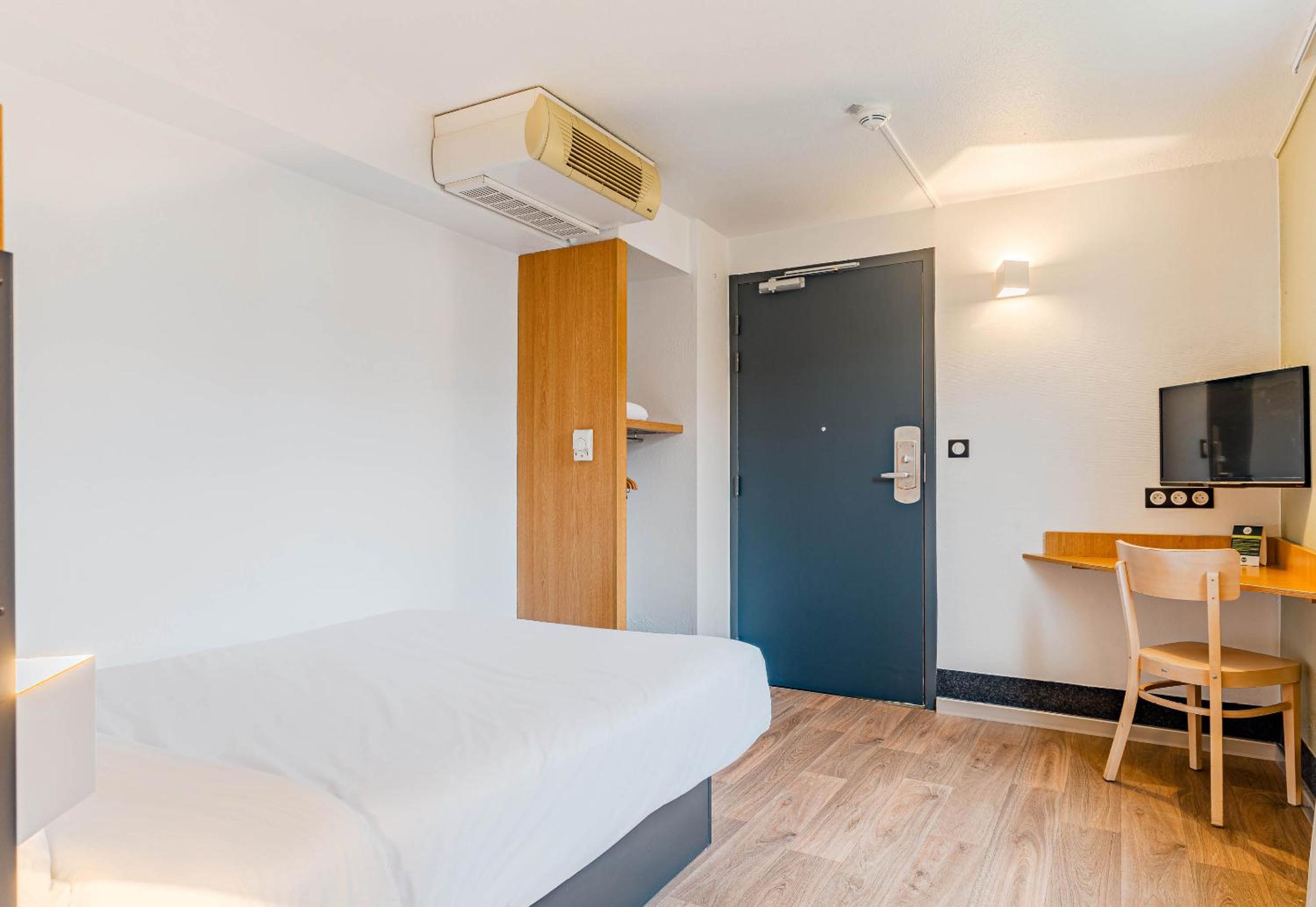 Quadruple Room photo 2