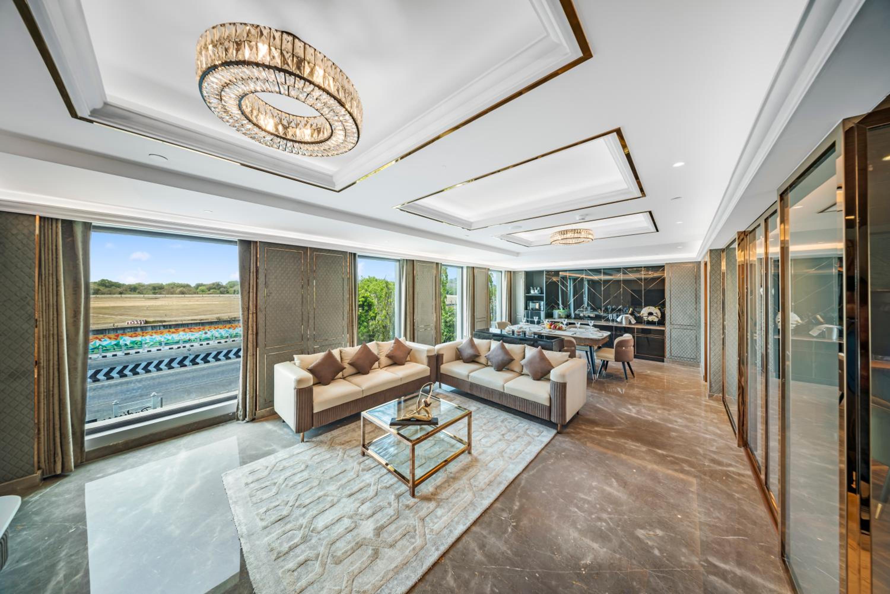Presidential PentHouse Suite with Airport Transfers and Club Lounge access