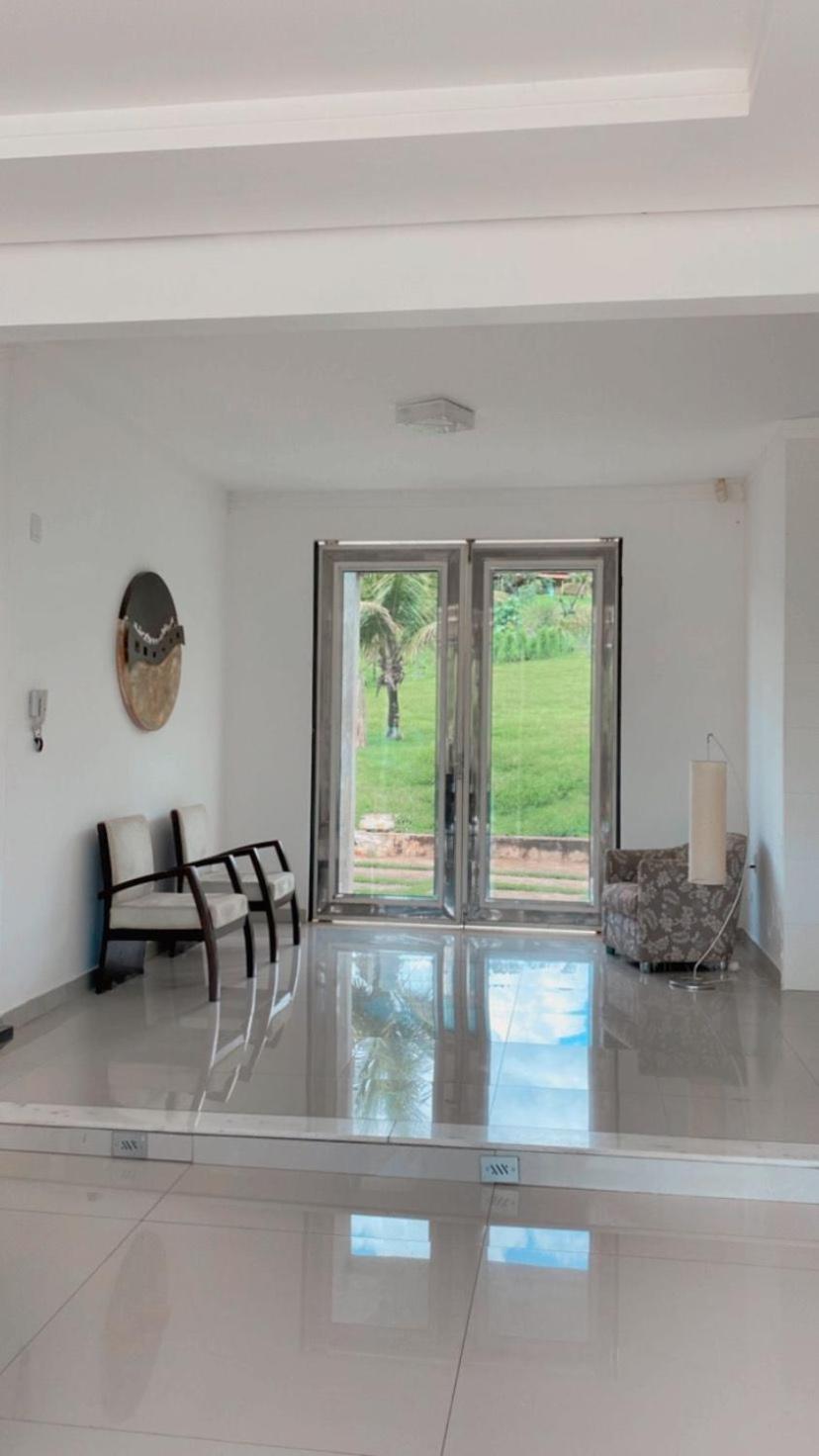 One-Bedroom House photo 1