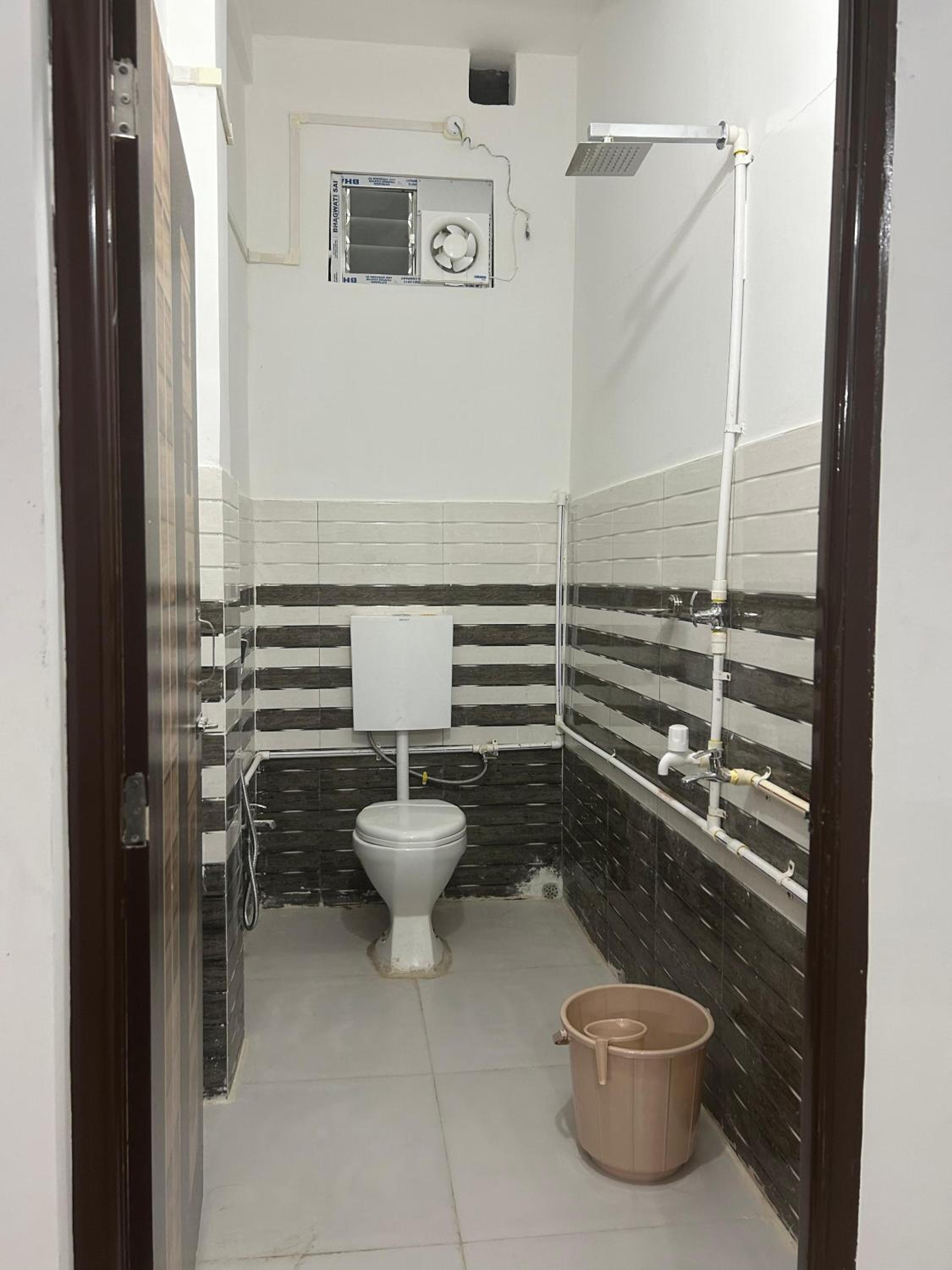 Deluxe One-Bedroom Apartment photo 2