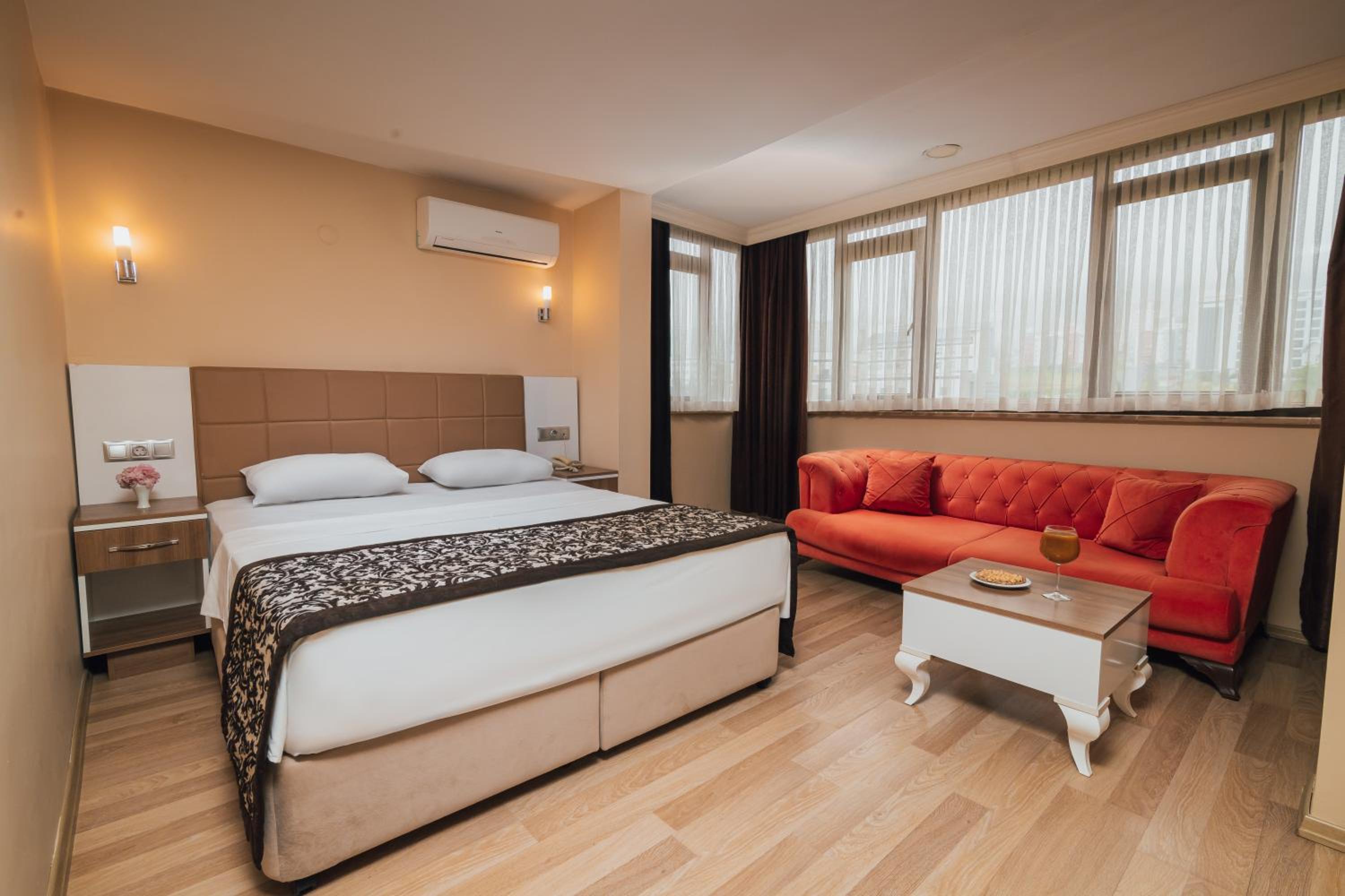 Standard Double Room photo 2