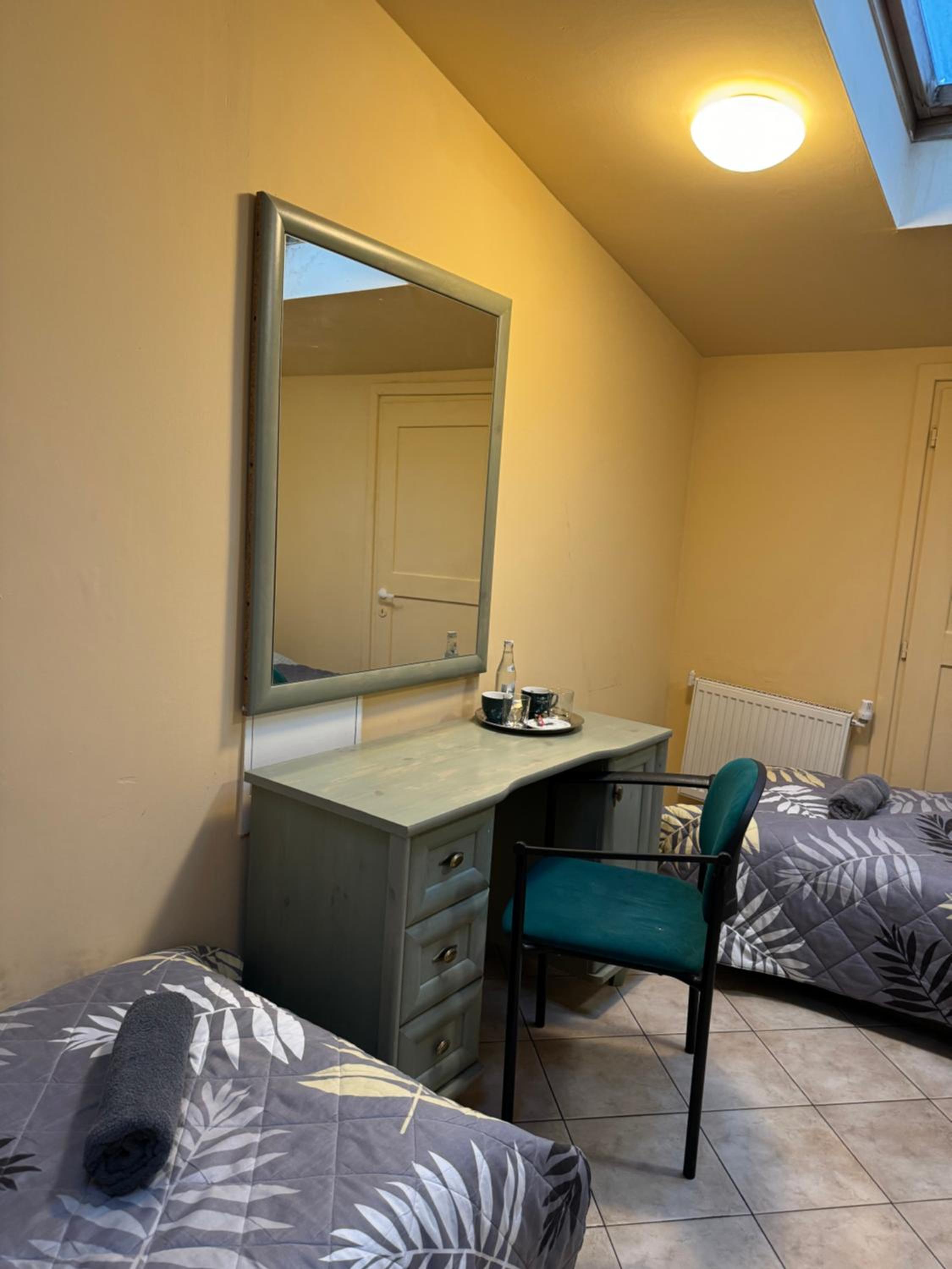 Small Twin Room photo 1