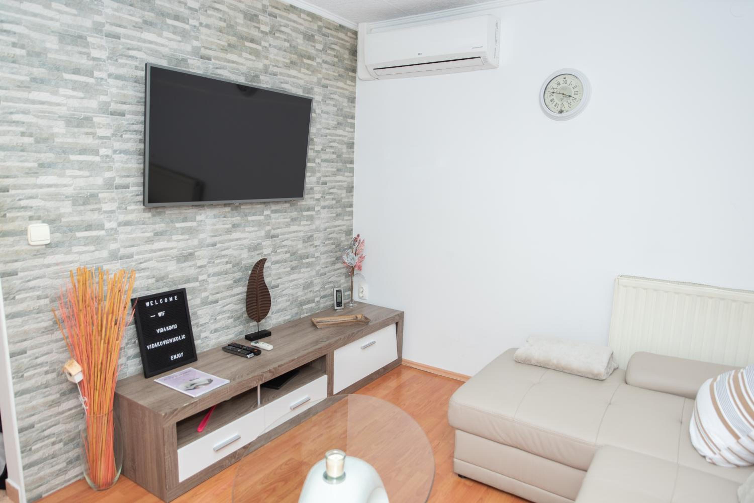 Apartment - Photo 1