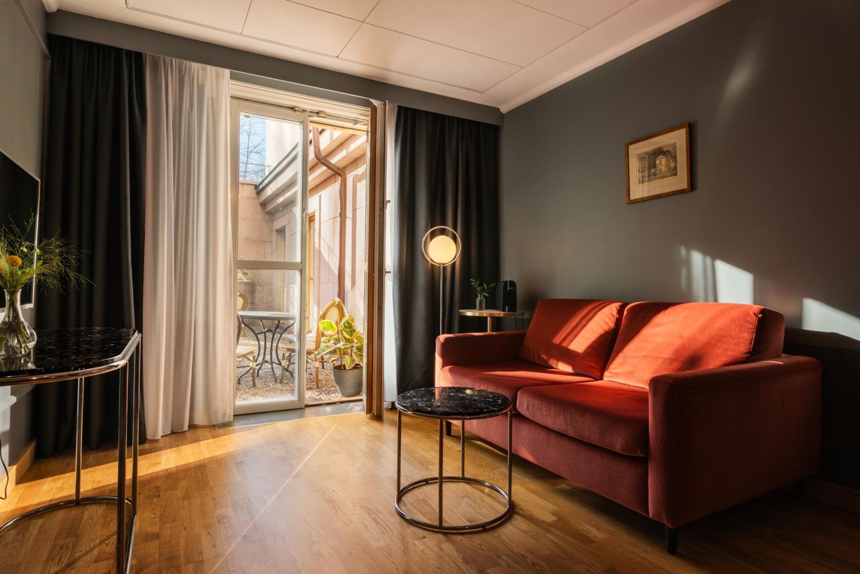 The Abom Suite - Photo 2
