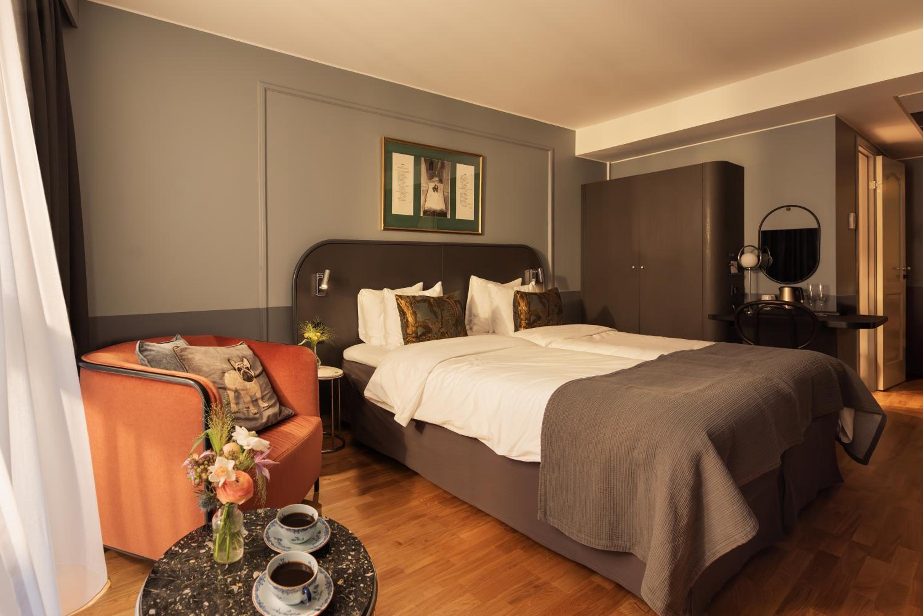 Classic Double or Twin Room - Photo 8