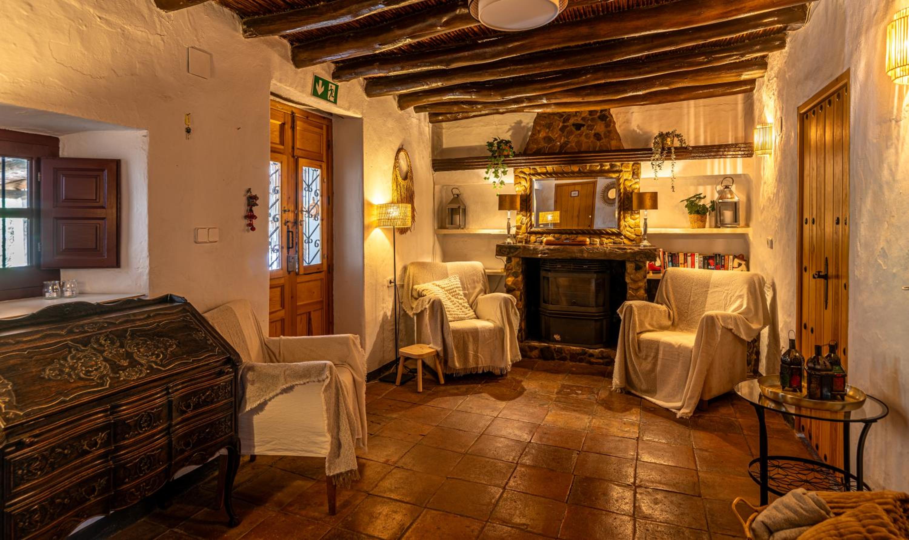 Casa de cuatro habitaciones