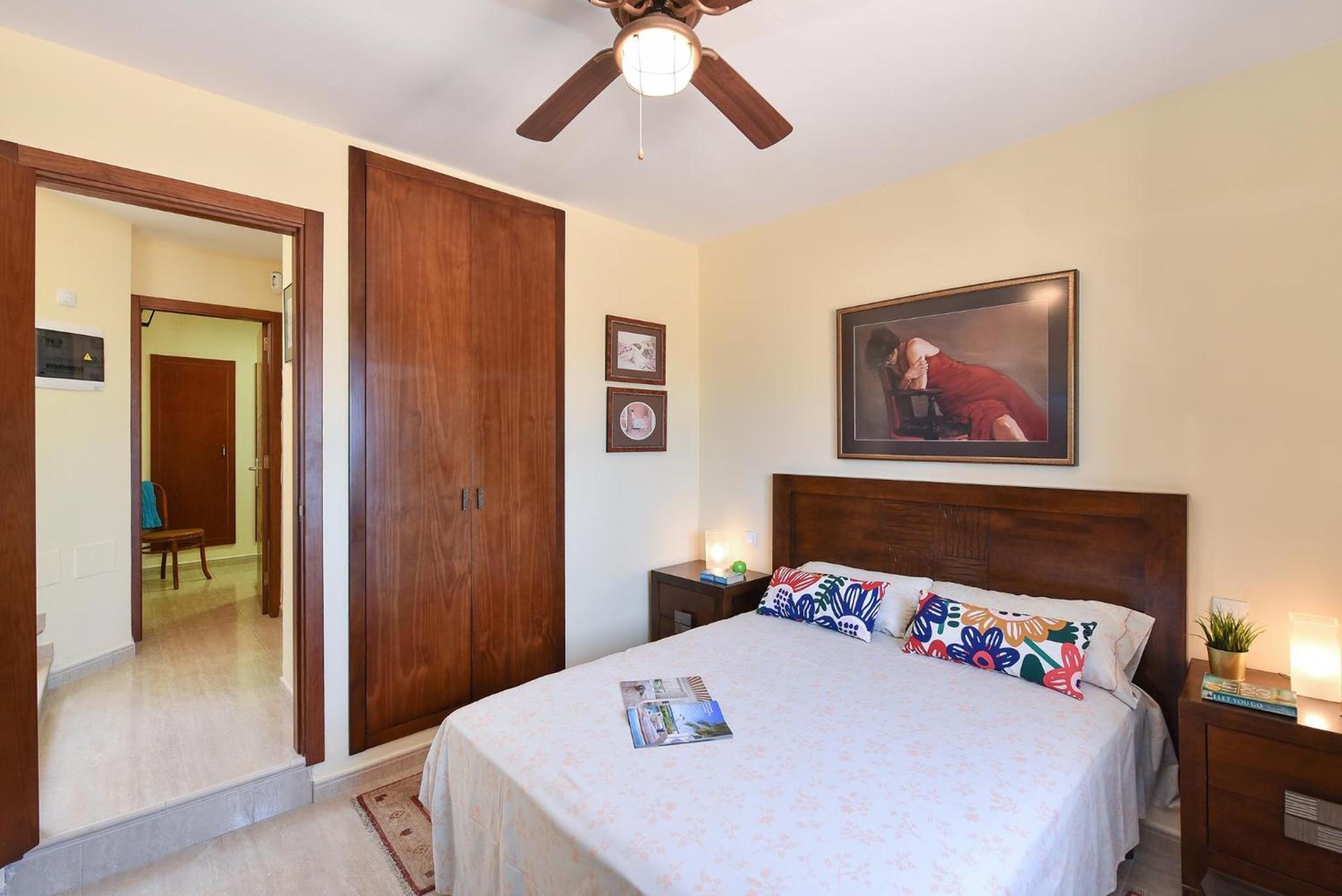 Casa de cuatro habitaciones