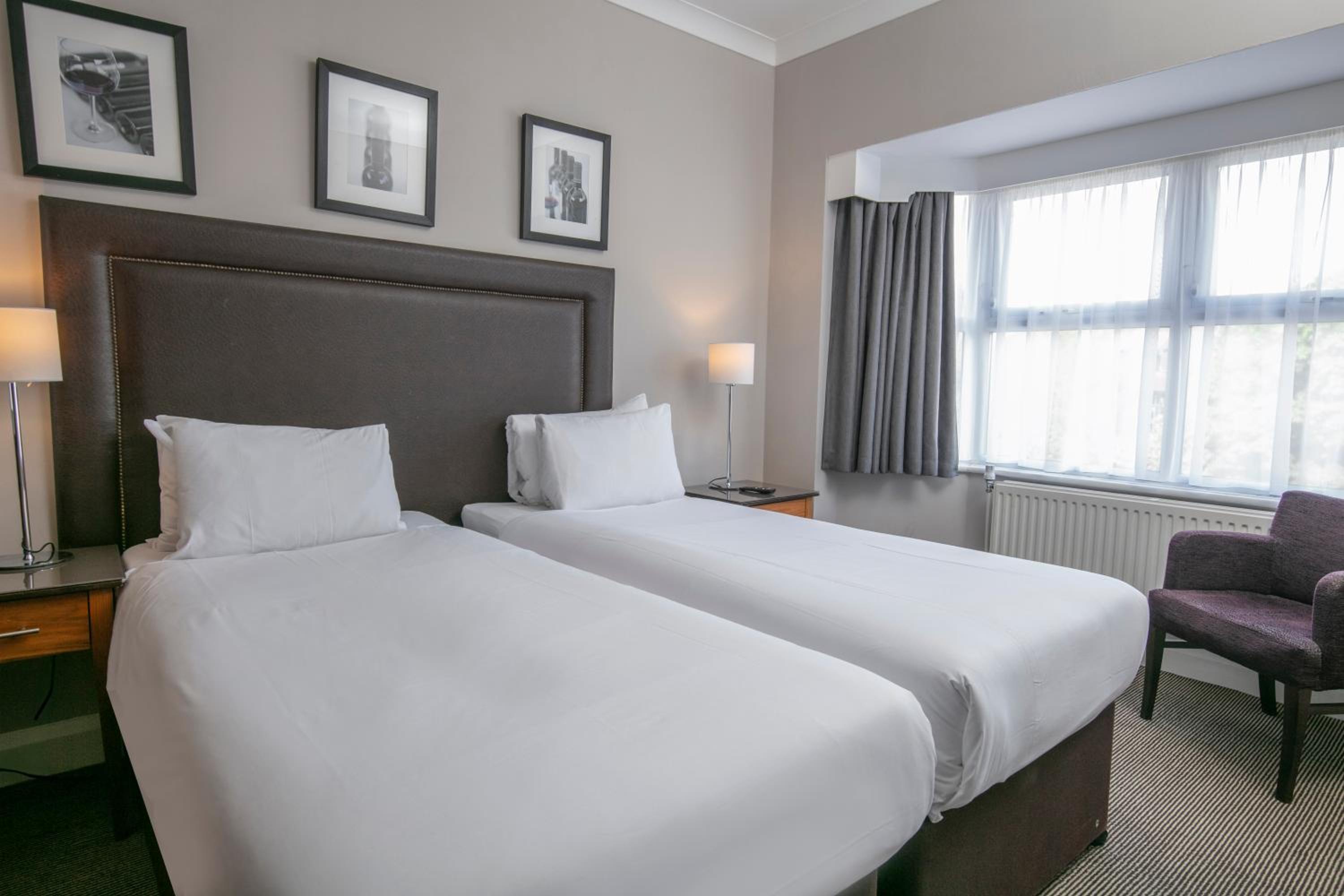 Twin Room - Photo 1