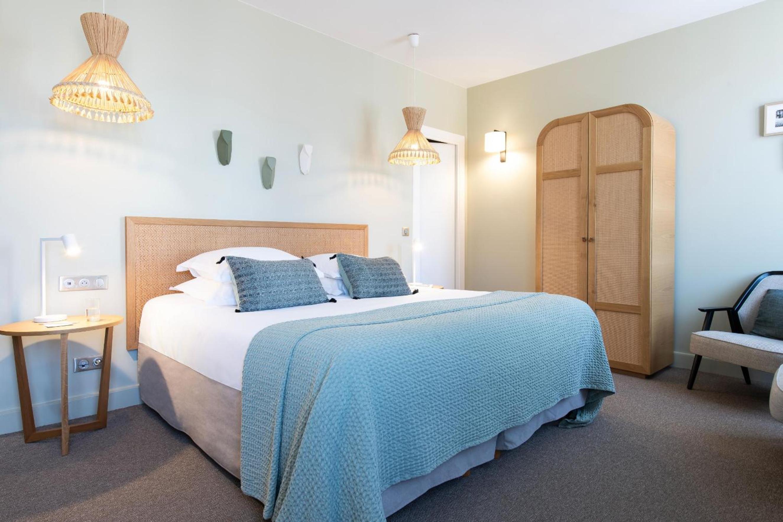 Deluxe Double Room - Photo 1