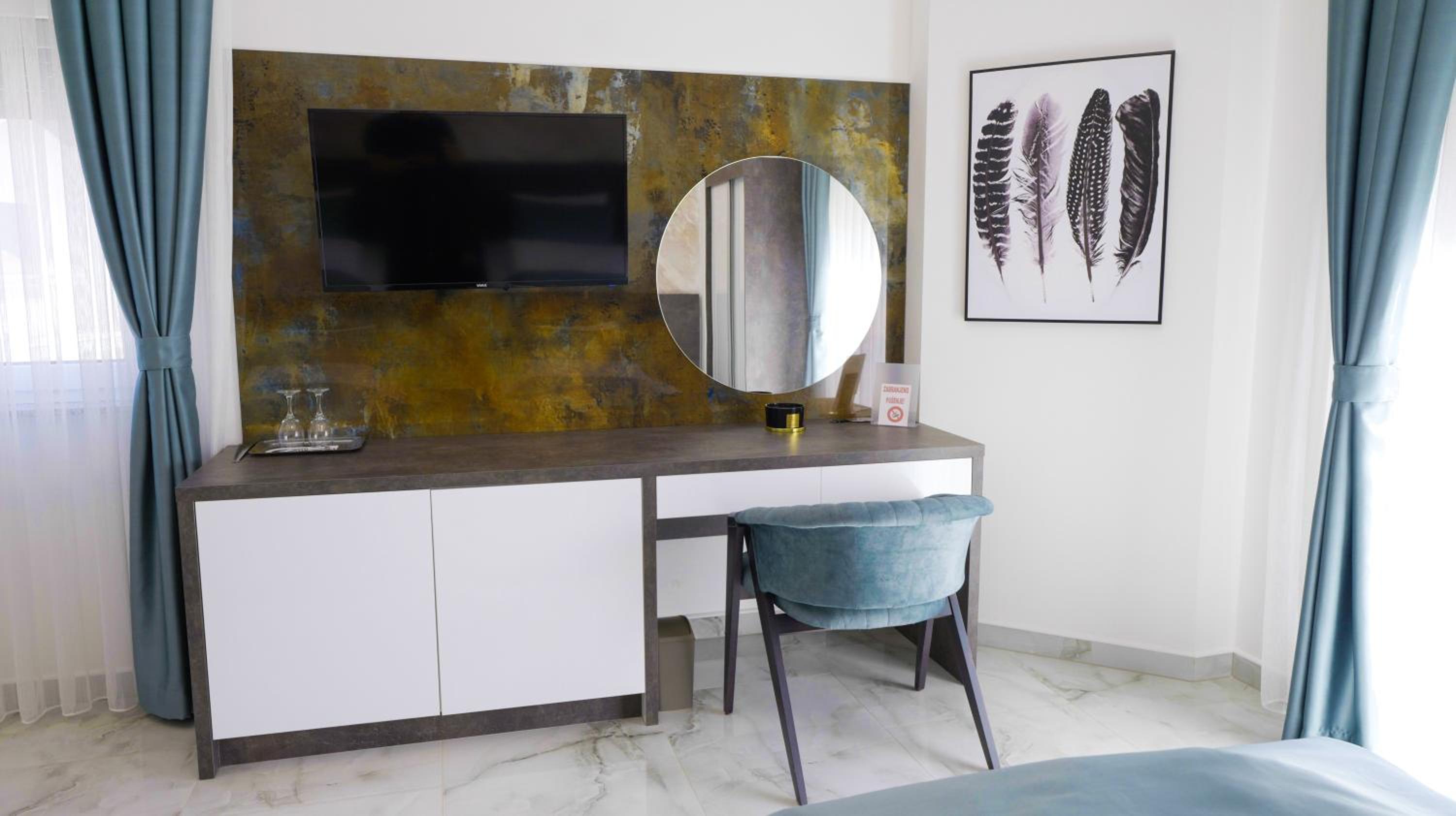 Twin Room with City View photo 1