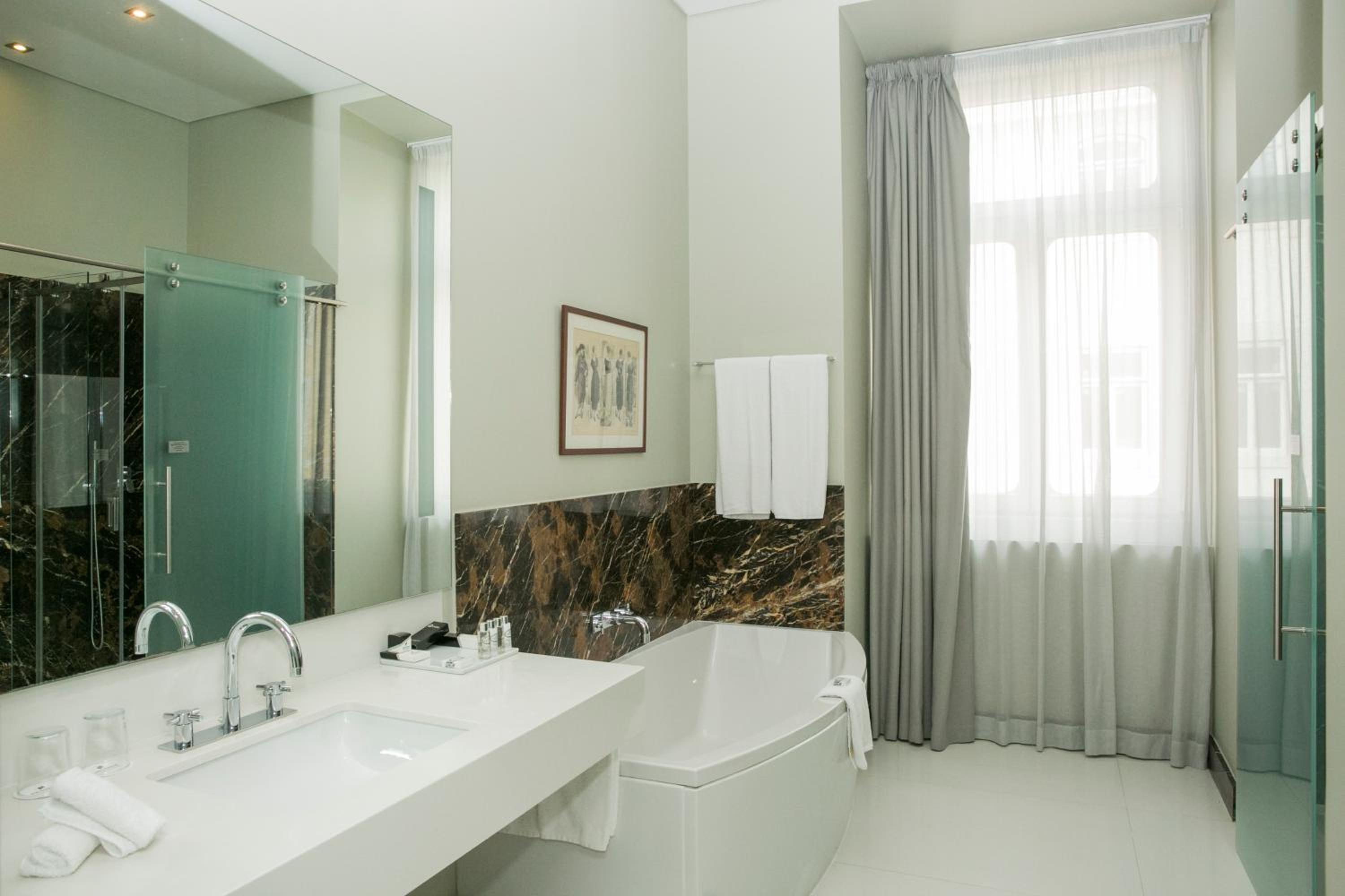Suite Áurea with King Size Bed - Photo 3