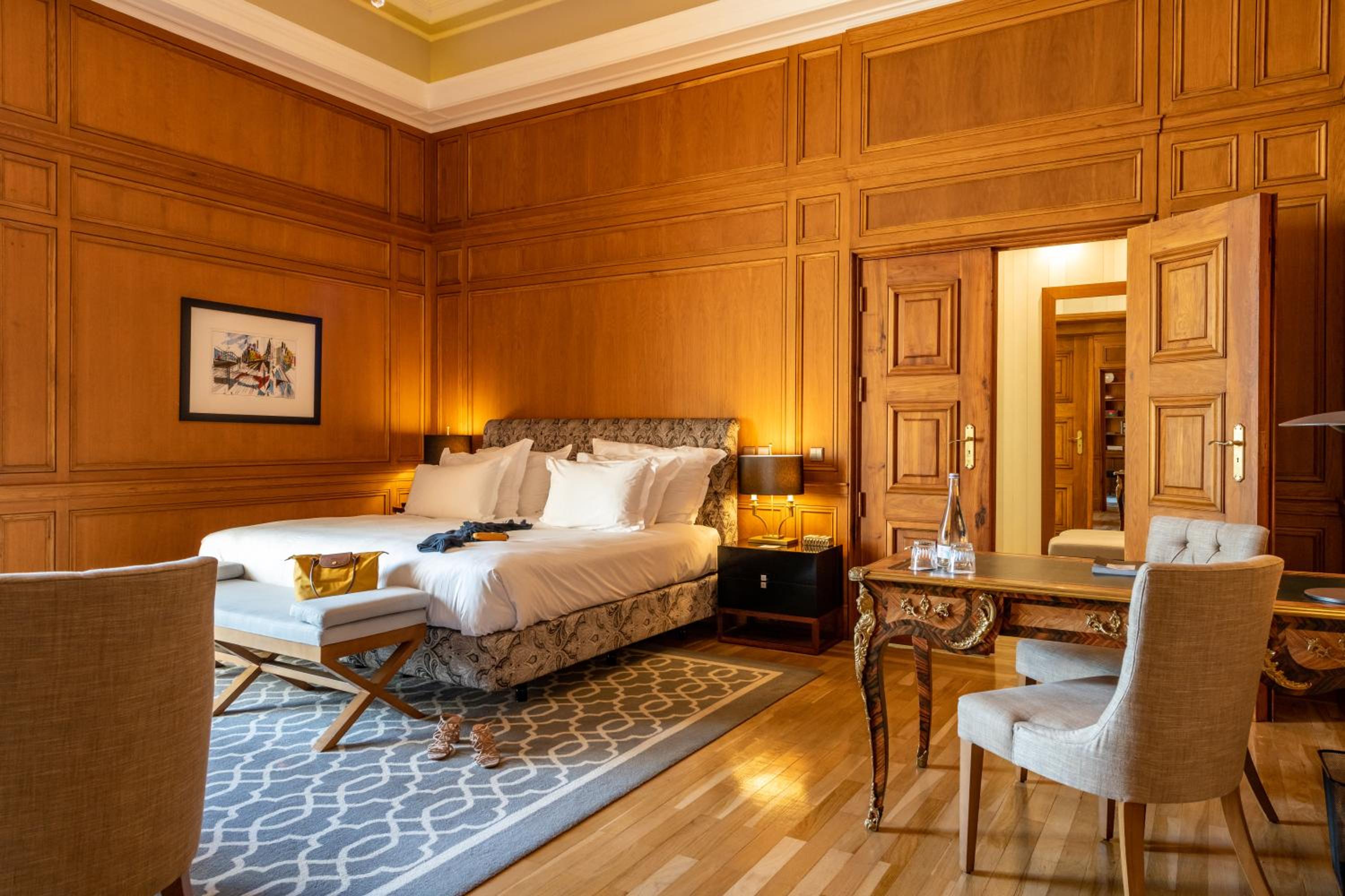 Presidential Suite with King Size Bed