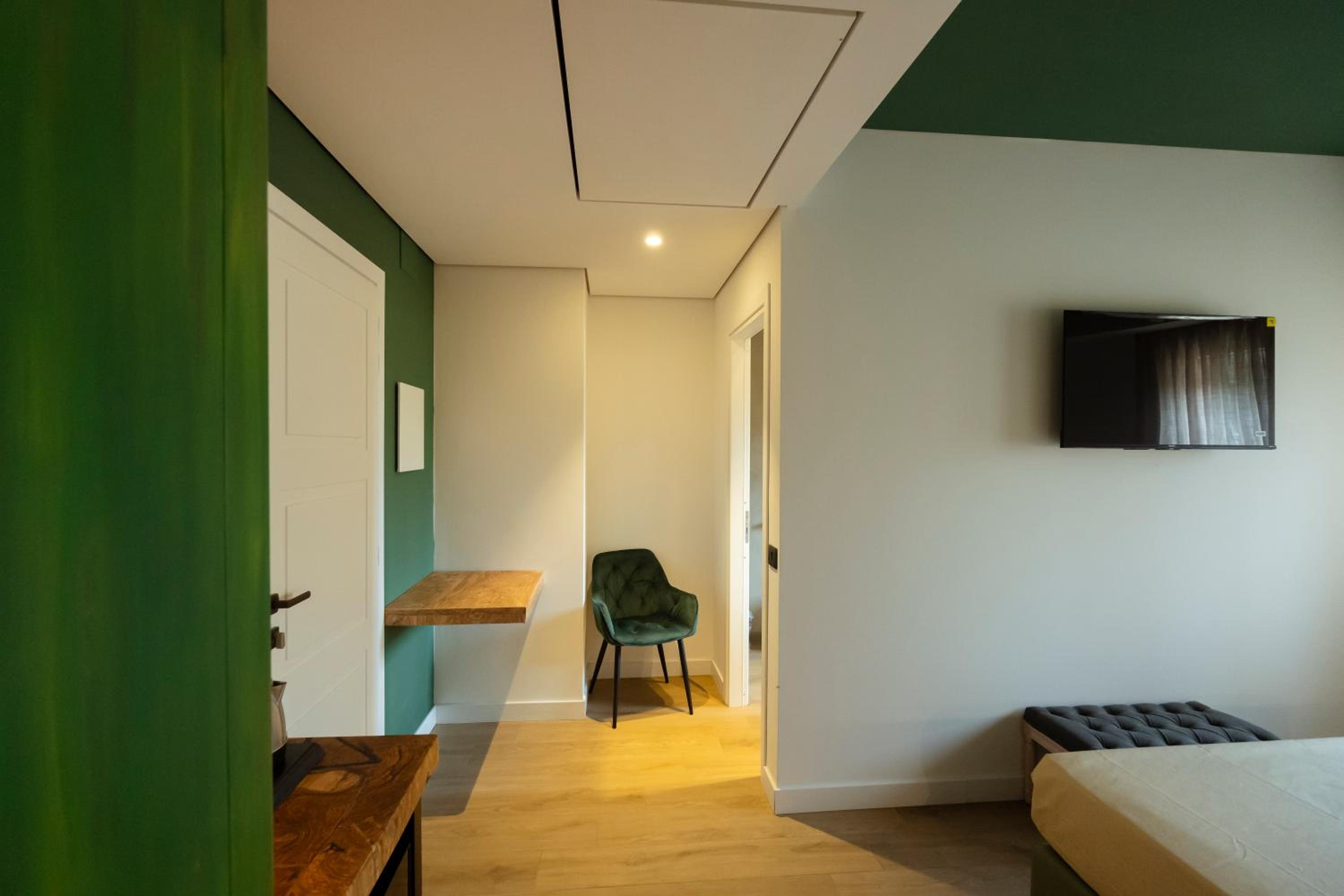 Double Room - Photo 4