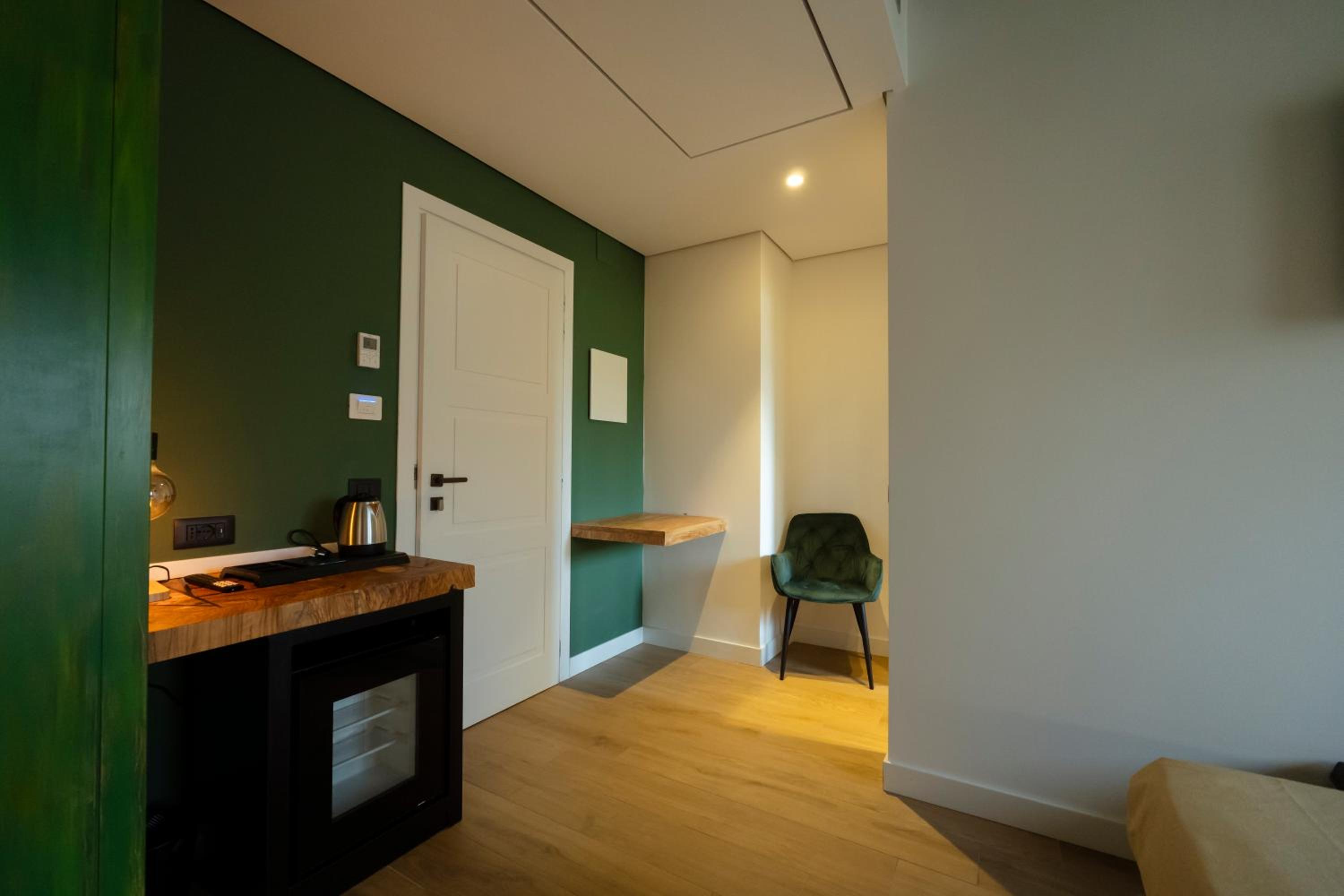 Double Room - Photo 2
