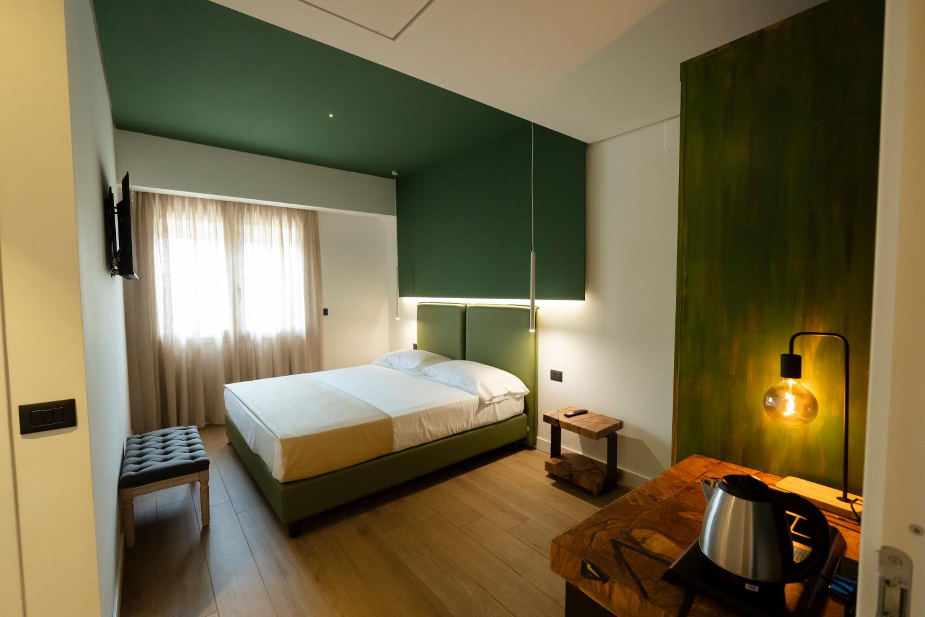Double Room - Photo 3