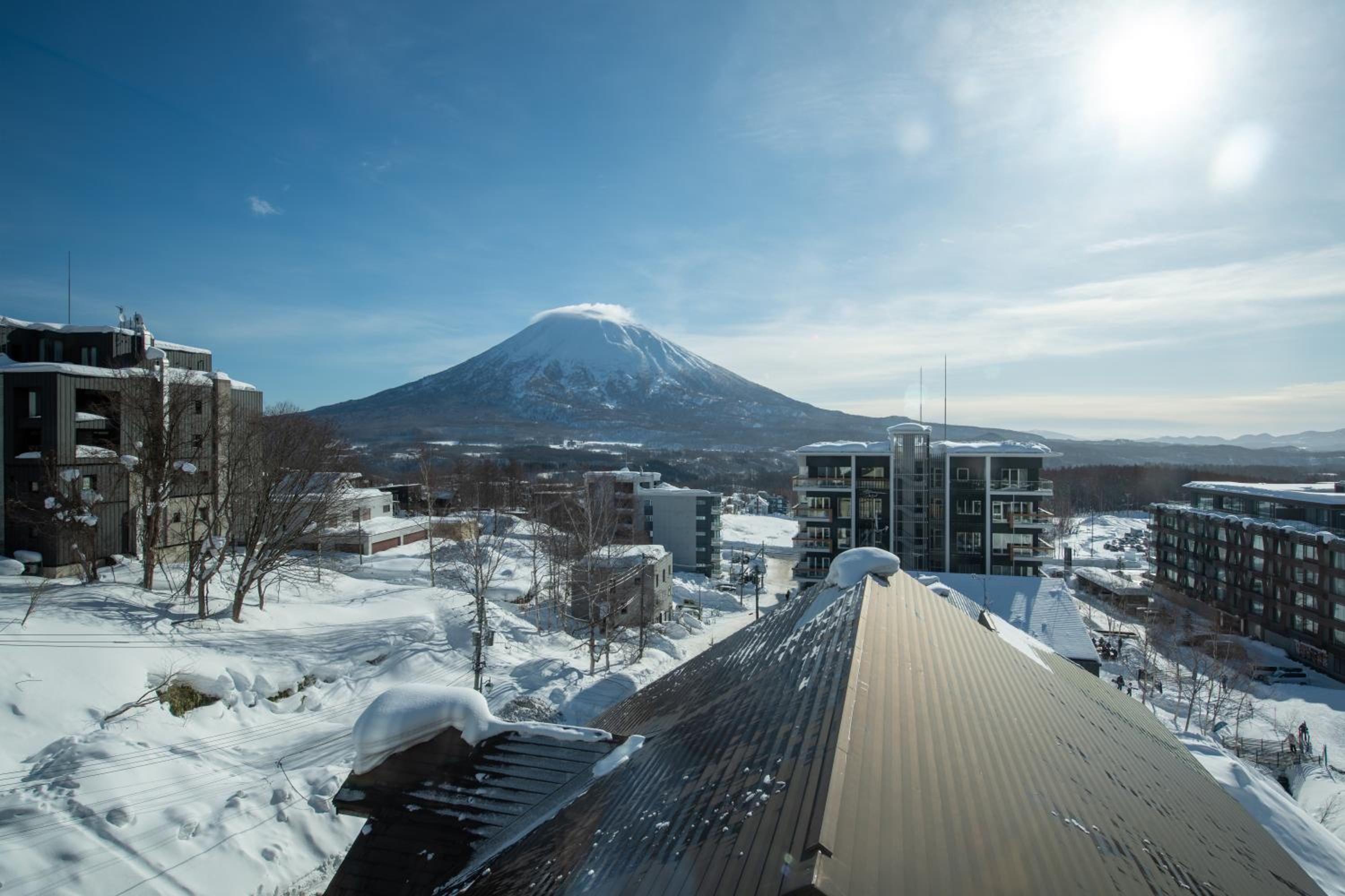 3 Bedroom Premier Residence with Onsen photo 2