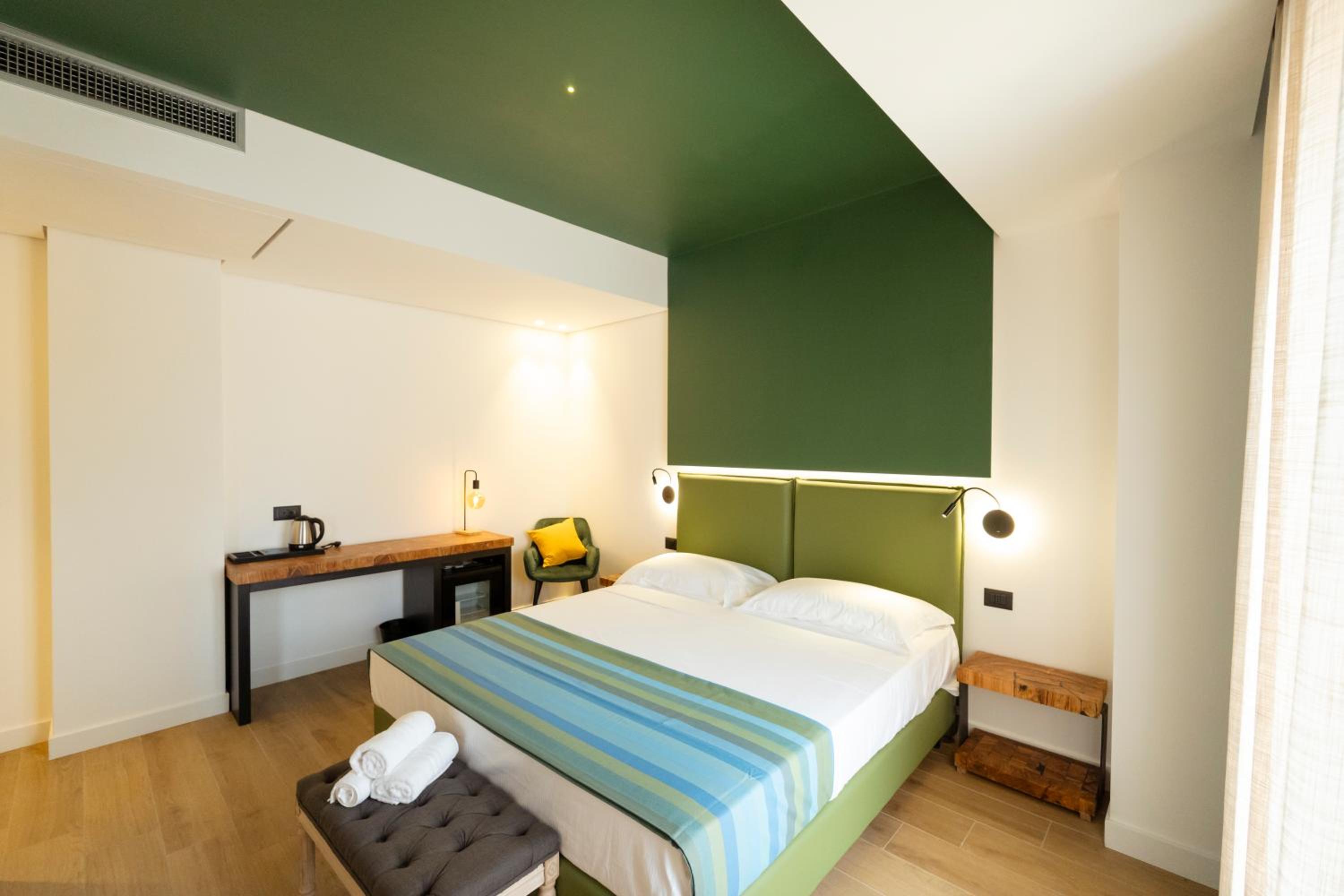 Double Room with Terrace - Photo 6
