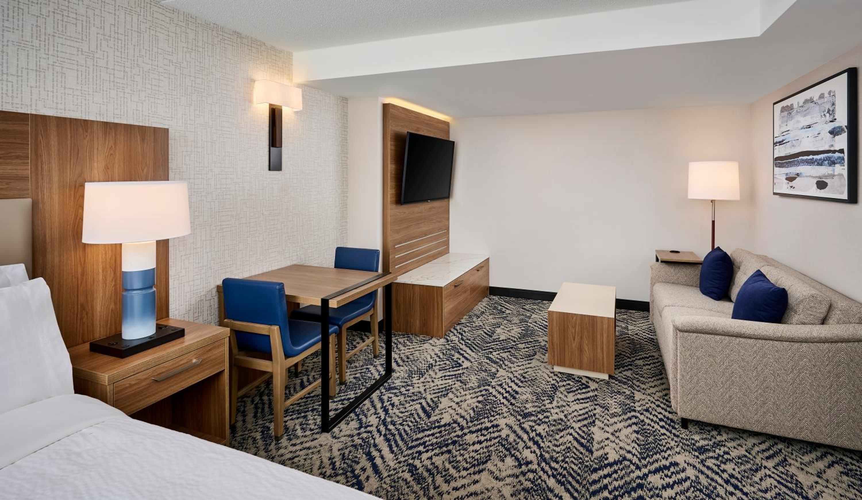 Studio King Suite with Sofa Bed and Walk In Shower