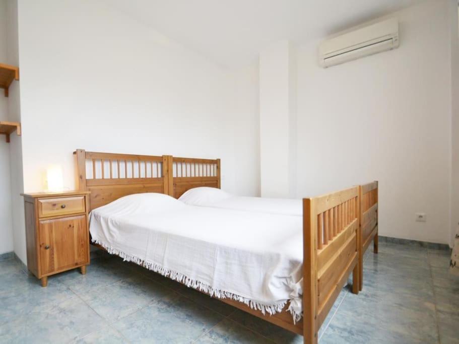 Casa de cuatro habitaciones