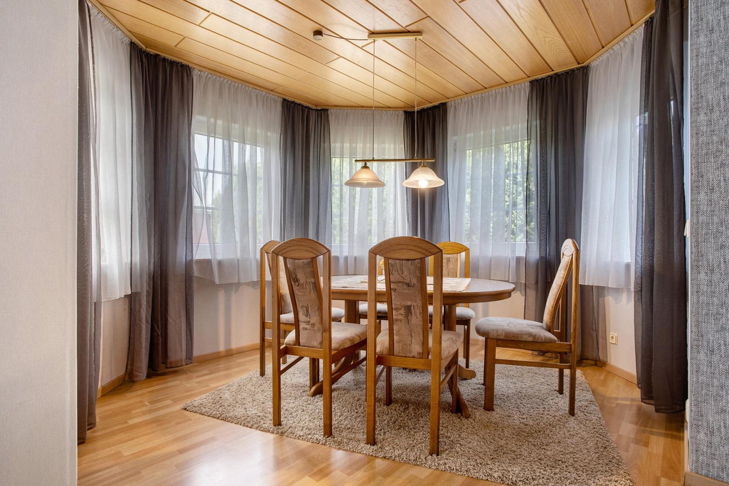 One-Bedroom Apartment with Garden View photo 2