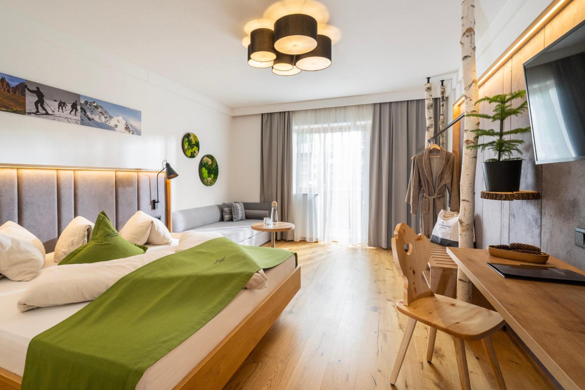 Deluxe Double Room - Photo 1