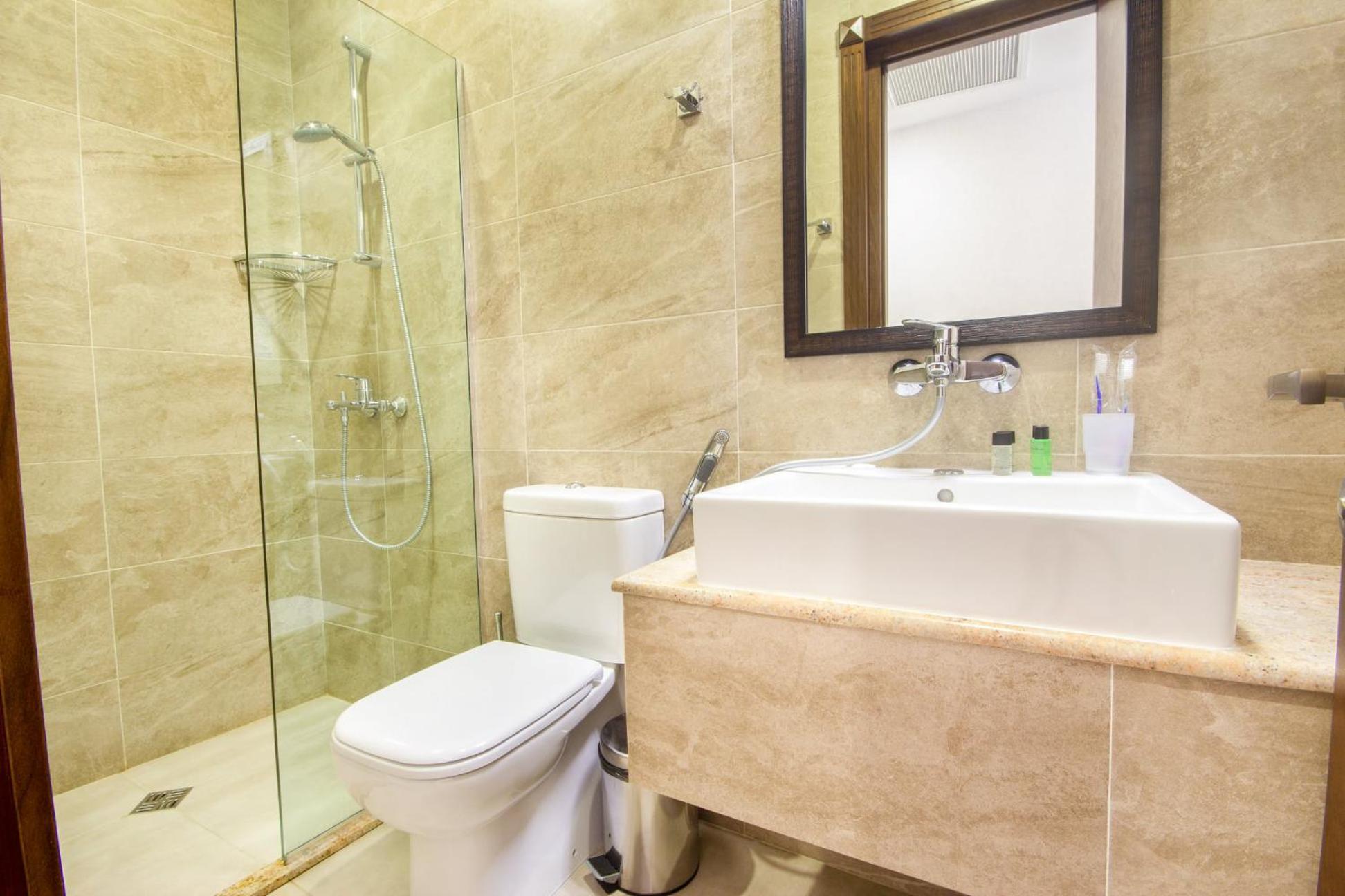 Double Or Twin Room - Photo 5