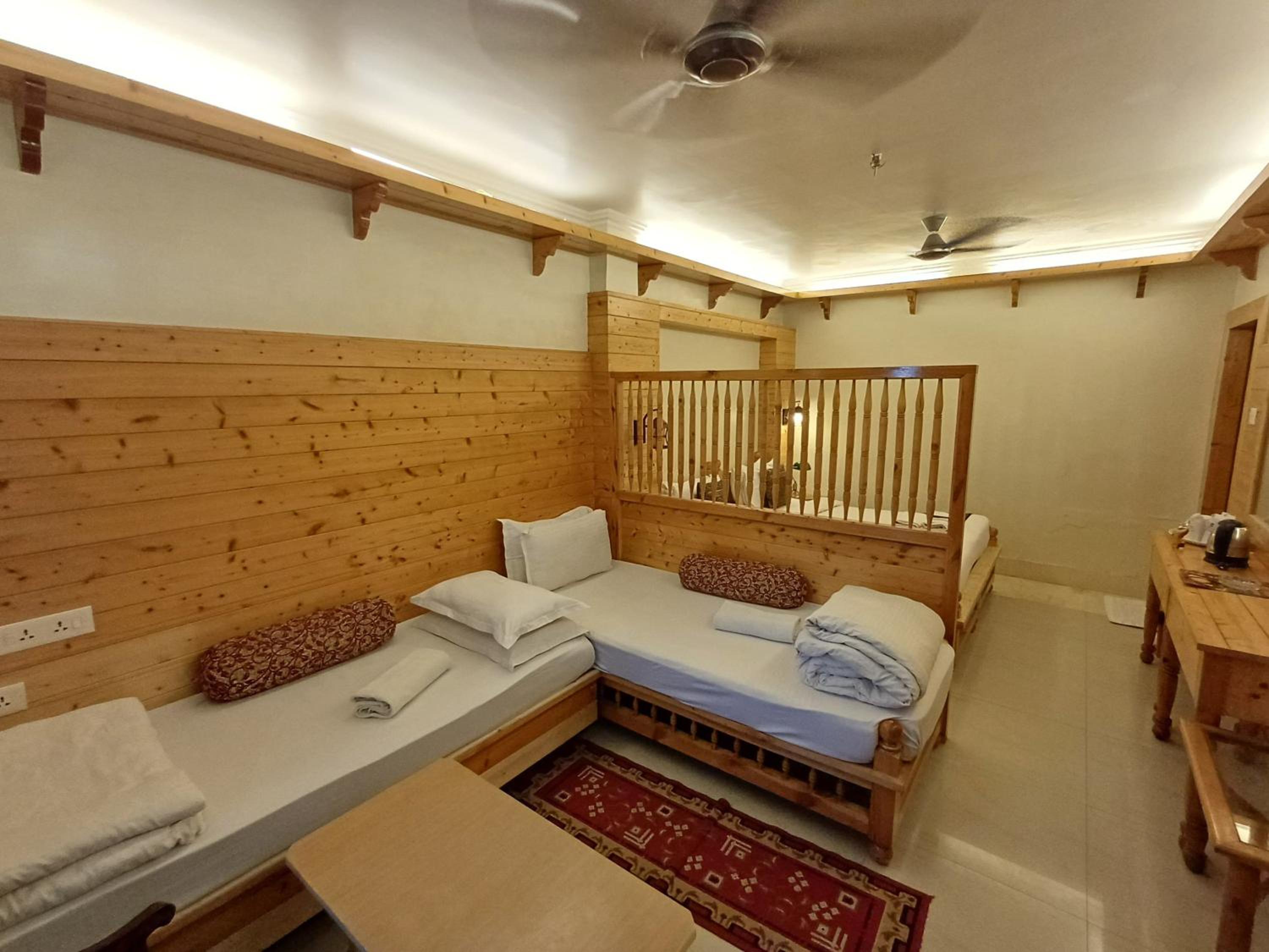 Deluxe Quad Room With Balcony
