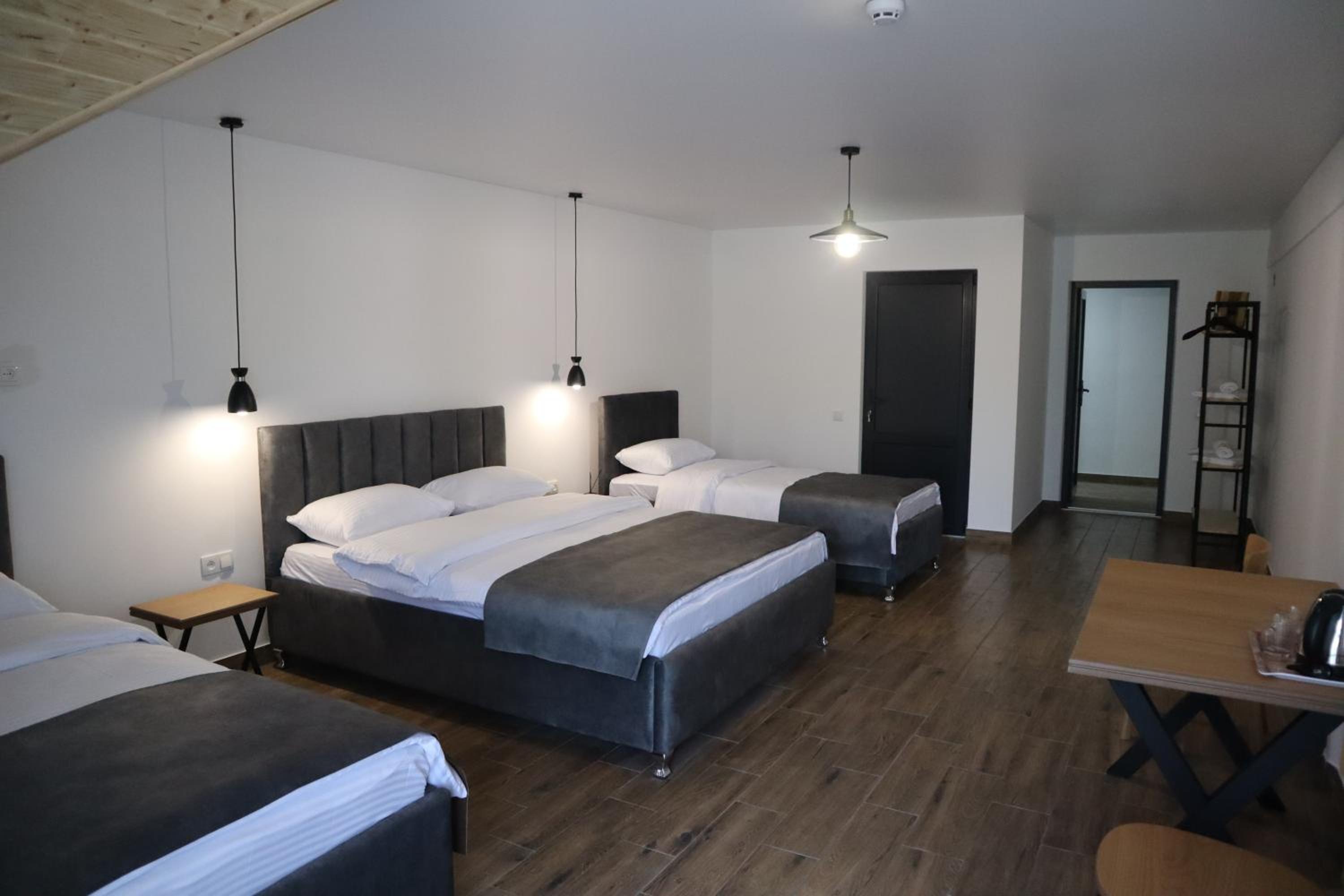 Quadruple Room photo 1
