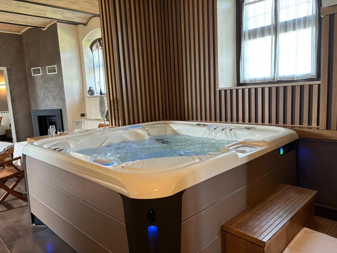 Deluxe Double Room with Spa Access photo 2