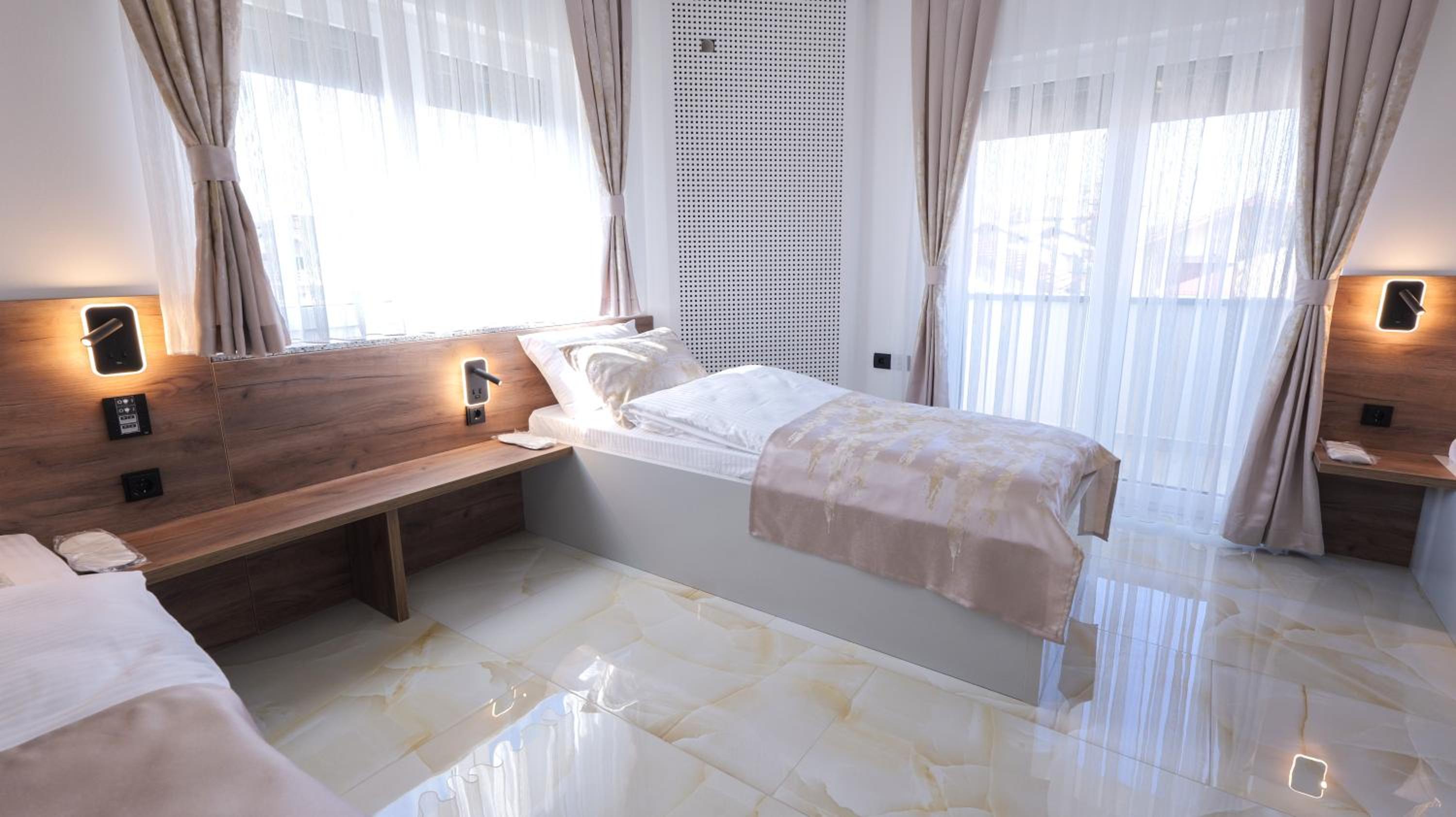 Triple Room photo 2