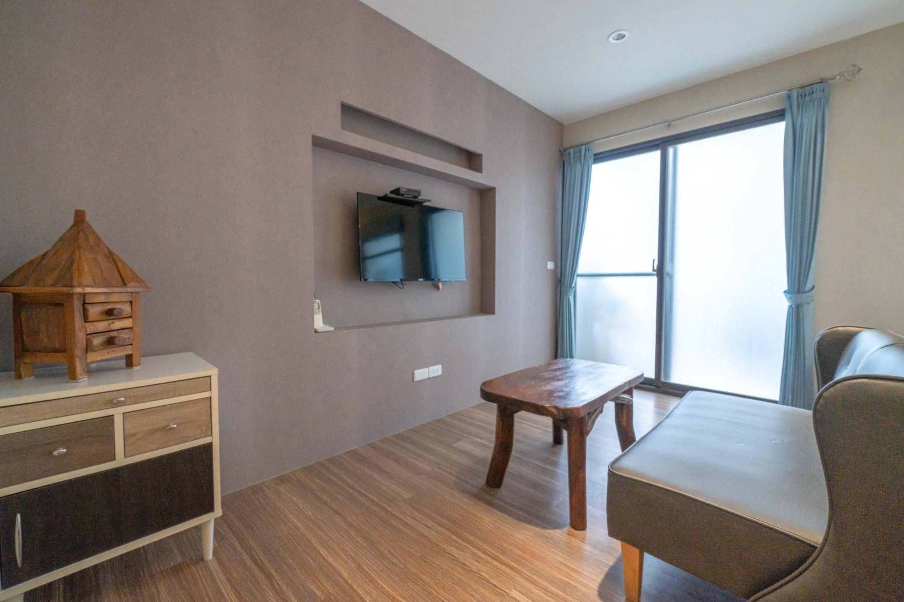 Apartment - Photo 10