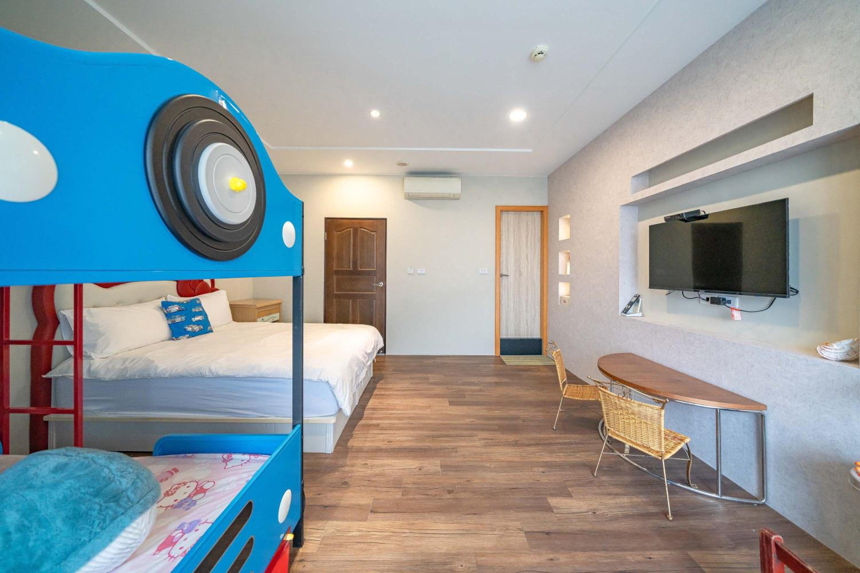 Apartment - Photo 4