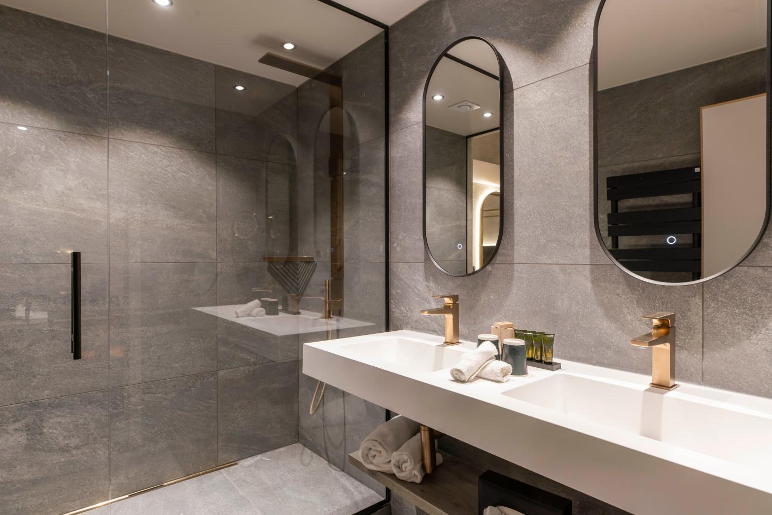 Junior Suite - Photo 7