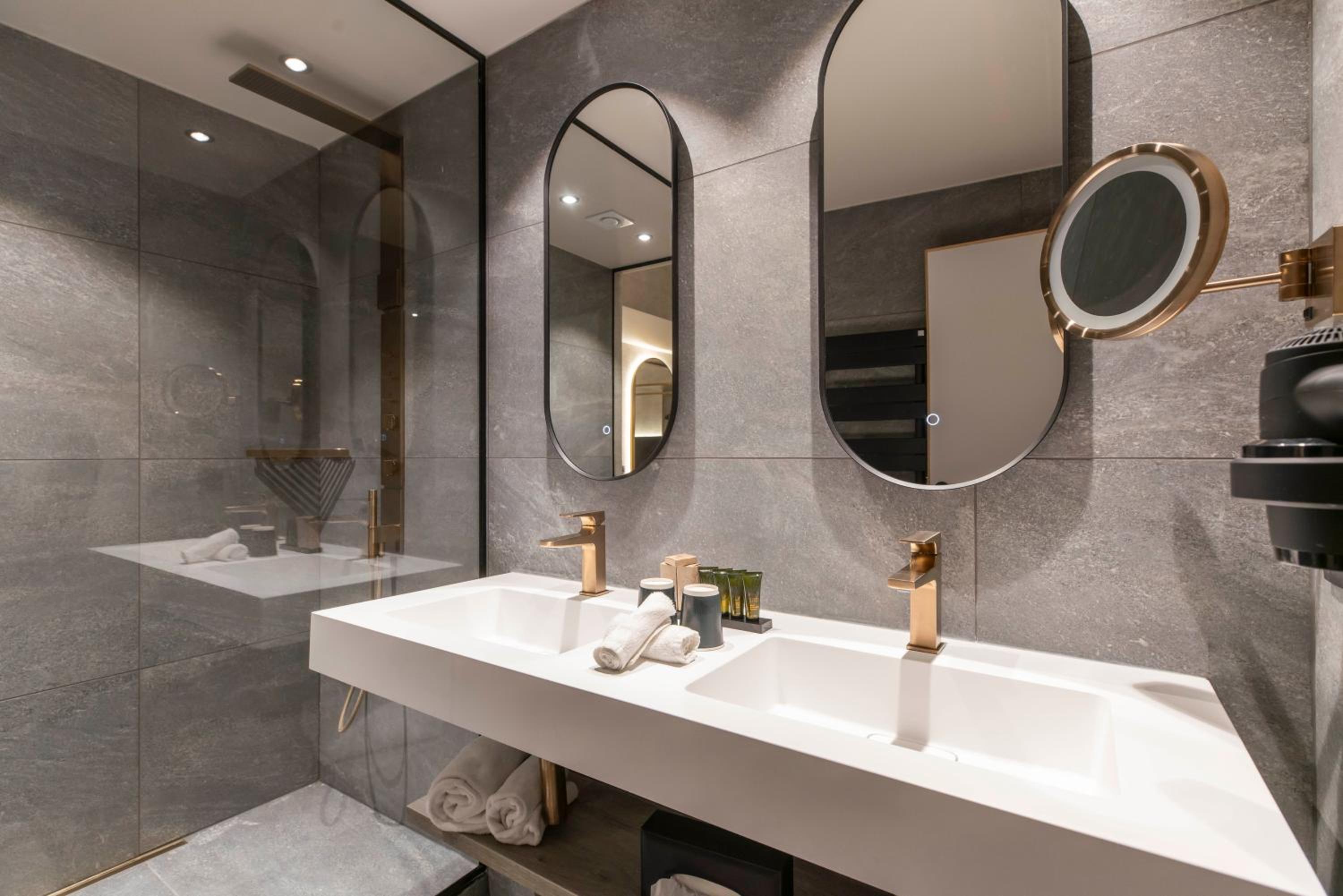 Junior Suite - Photo 8