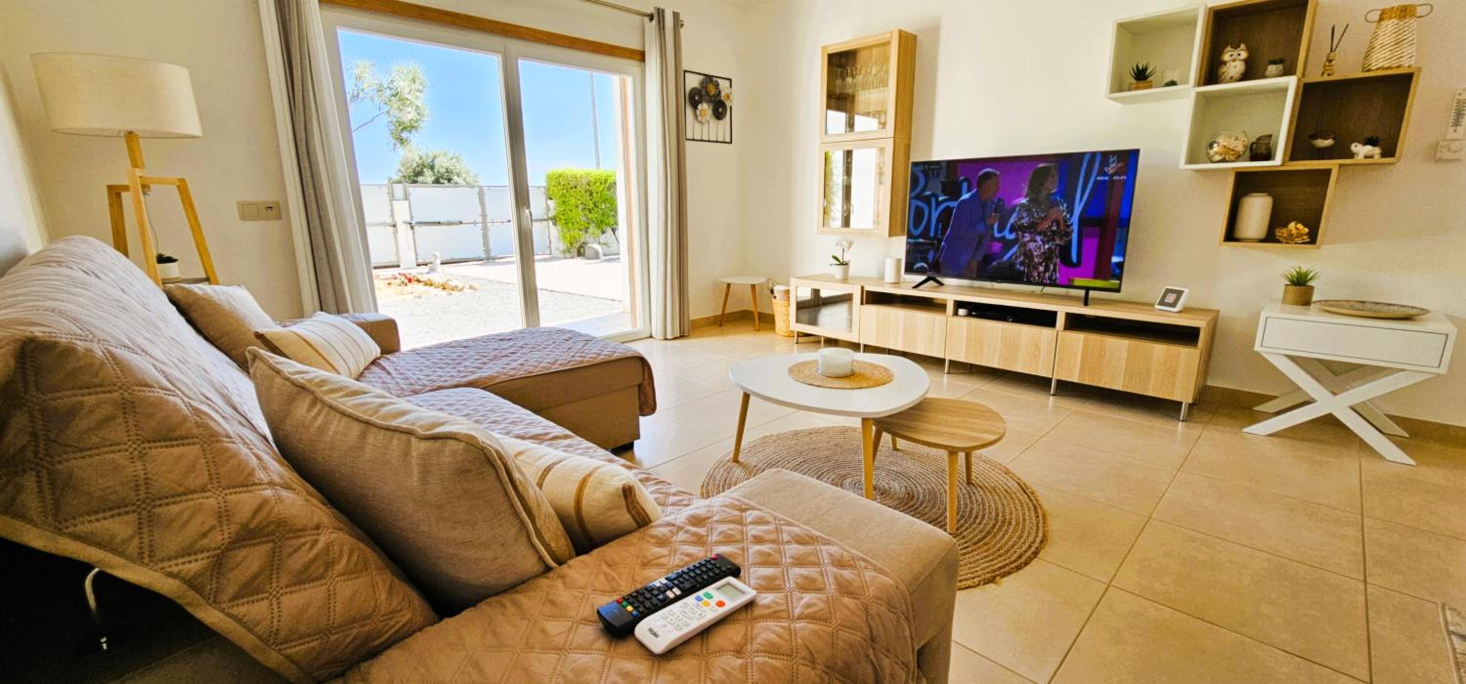 Three-Bedroom Townhouse photo 2