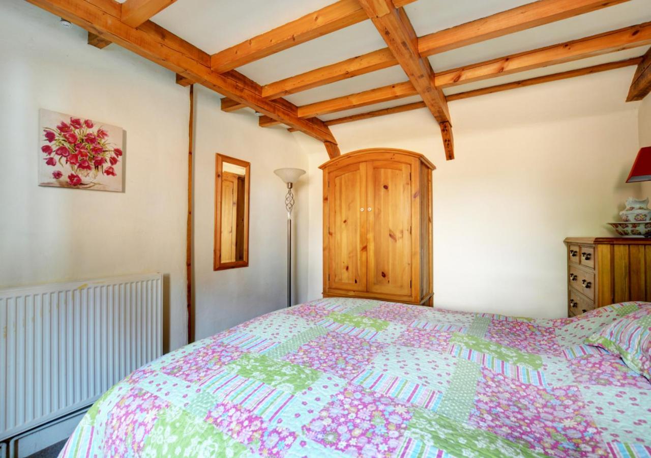One-Bedroom House photo 3